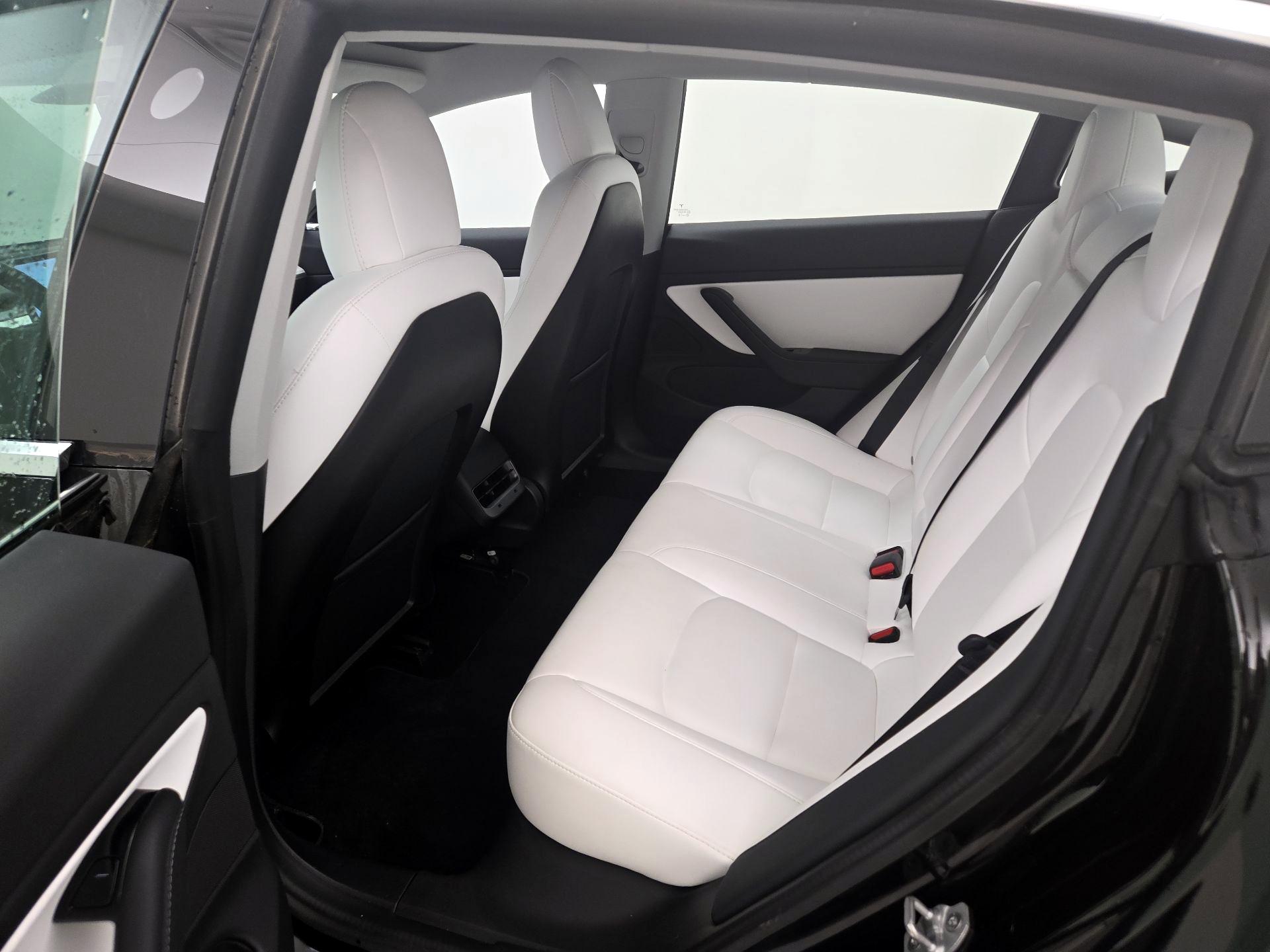 Thumbnail: 2020 Tesla Model 3 - 20