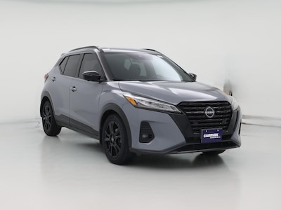 2022 Nissan Kicks SR