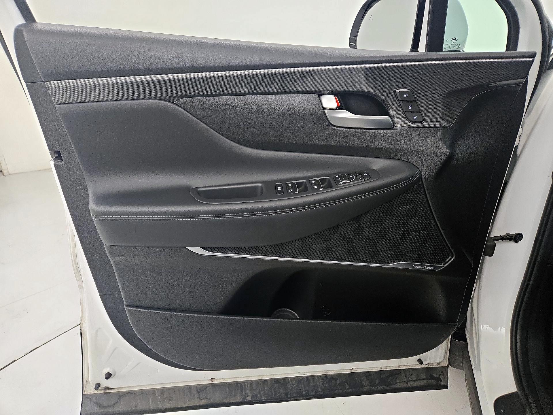 Thumbnail: 2023 Hyundai Santa Fe - 12