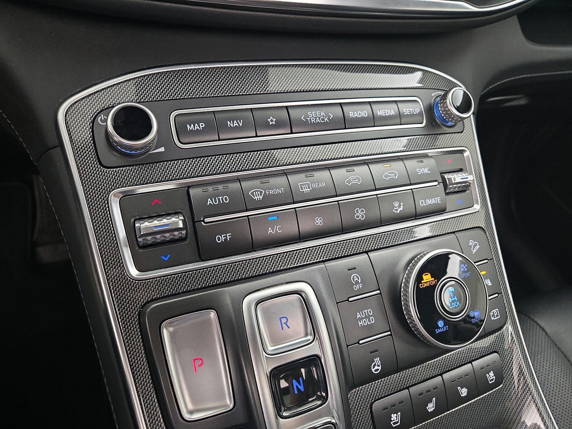 Thumbnail: 2023 Hyundai Santa Fe - 17