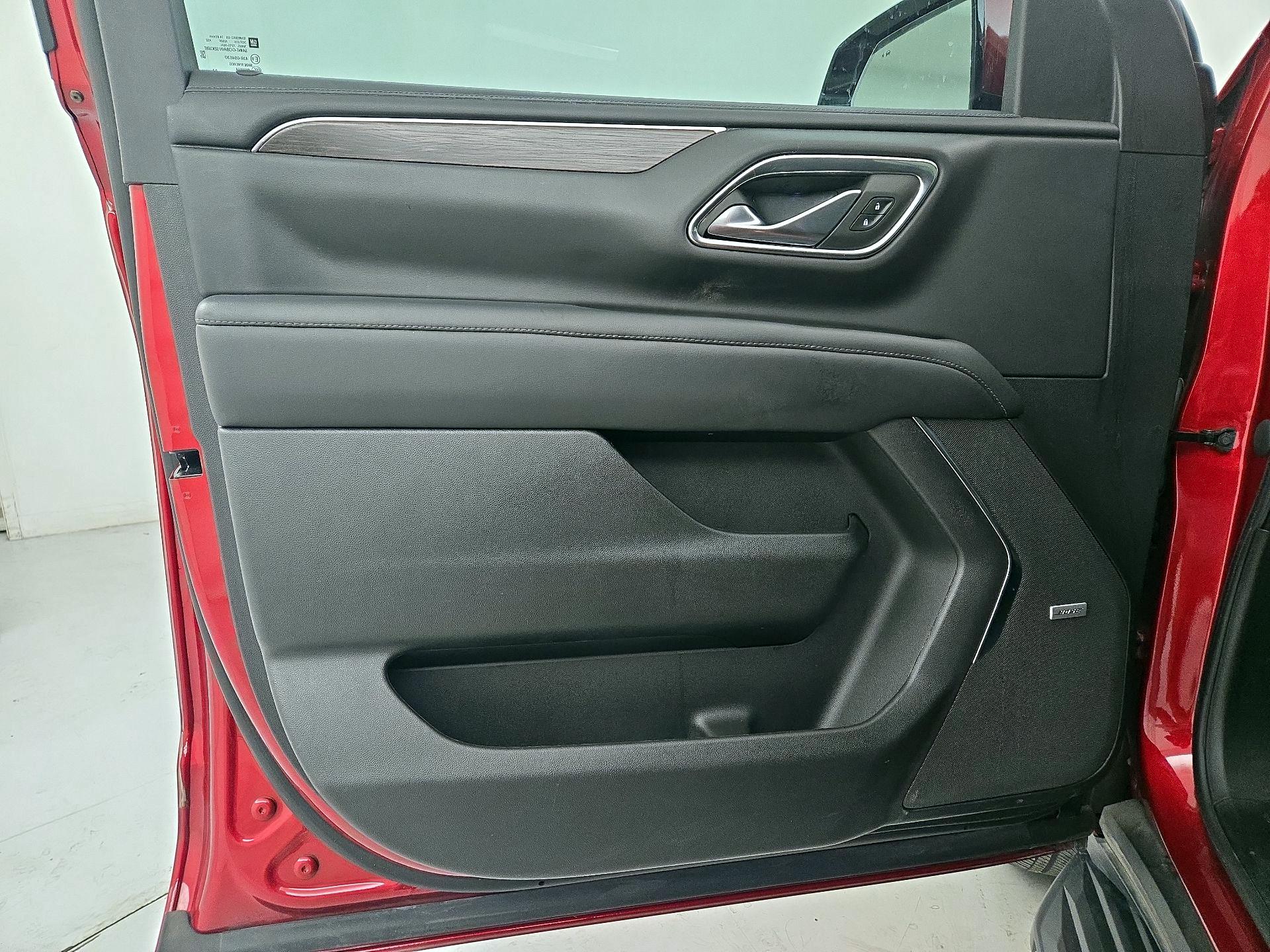 Thumbnail: 2023 Chevrolet Tahoe - 12