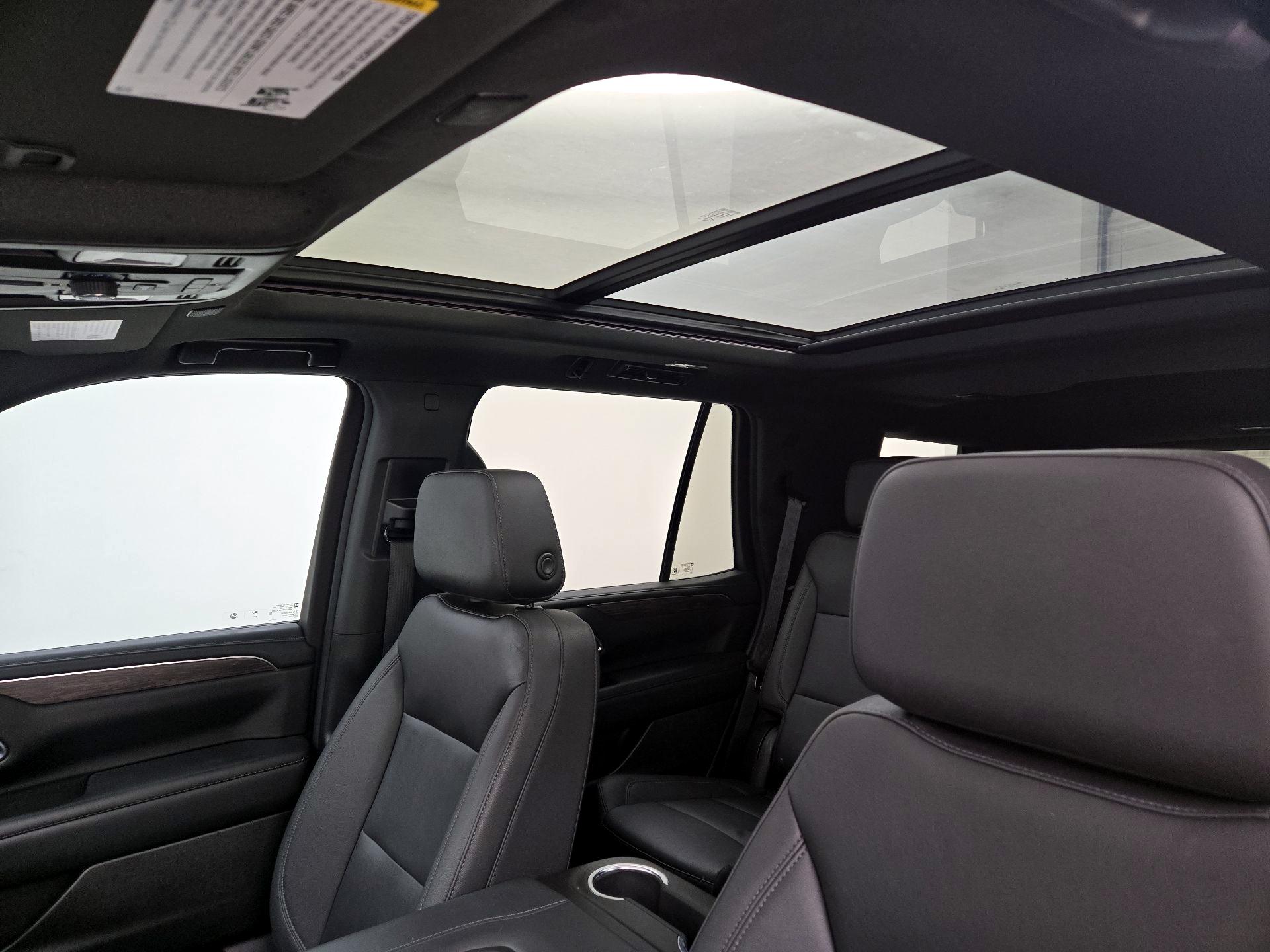 Thumbnail: 2023 Chevrolet Tahoe - 19