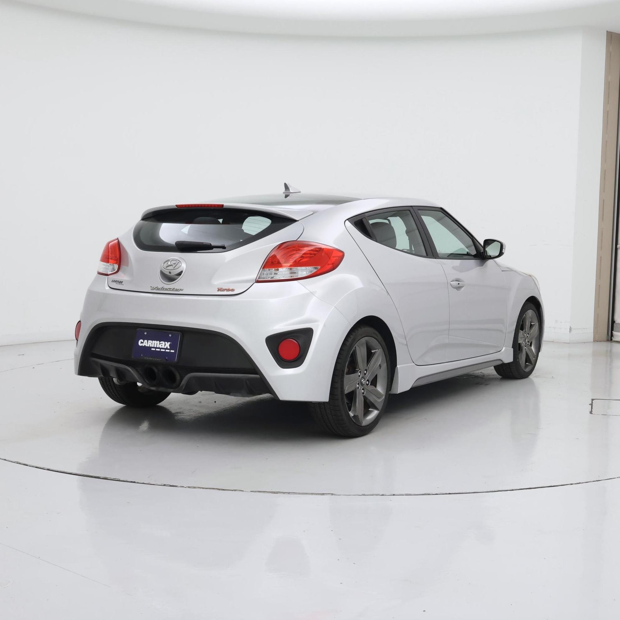Thumbnail: 2015 Hyundai Veloster - 8