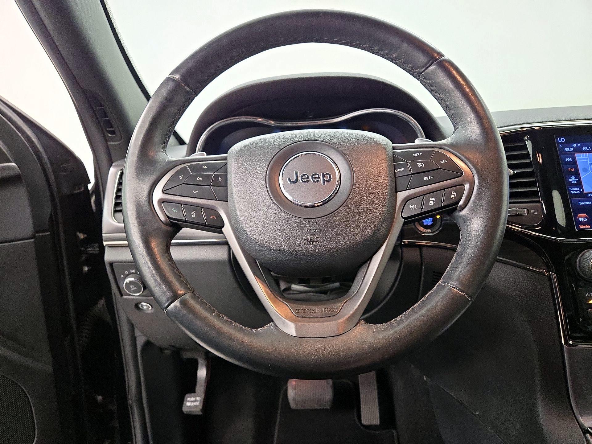 Thumbnail: 2019 Jeep Grand Cherokee - 10