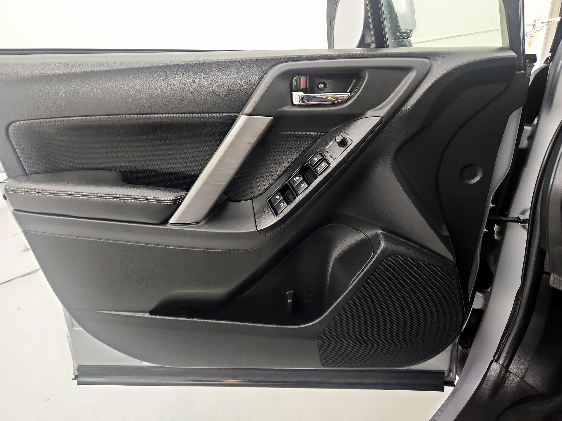 Thumbnail: 2016 Subaru Forester - 12