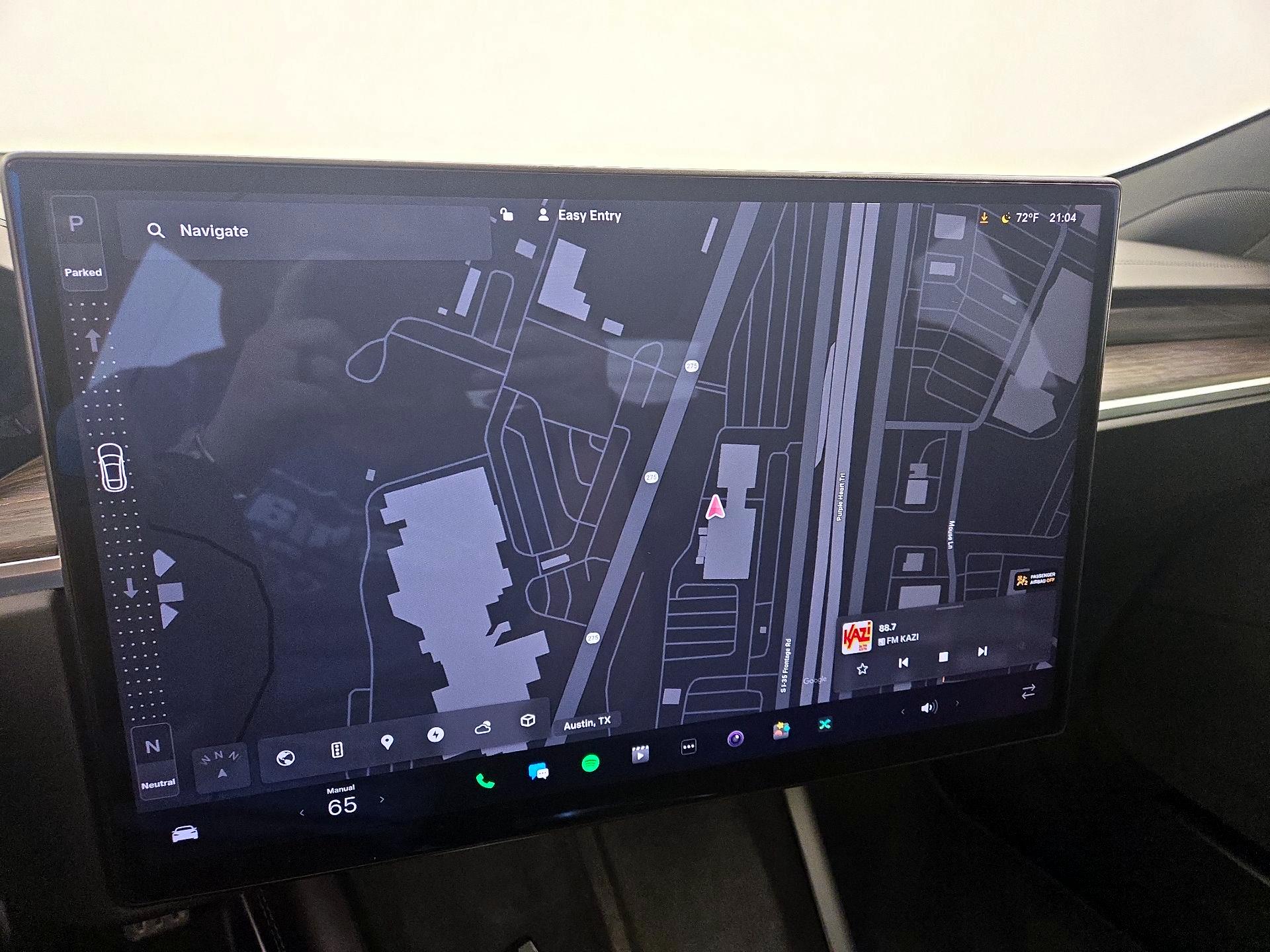 Thumbnail: 2022 Tesla Model S - 13