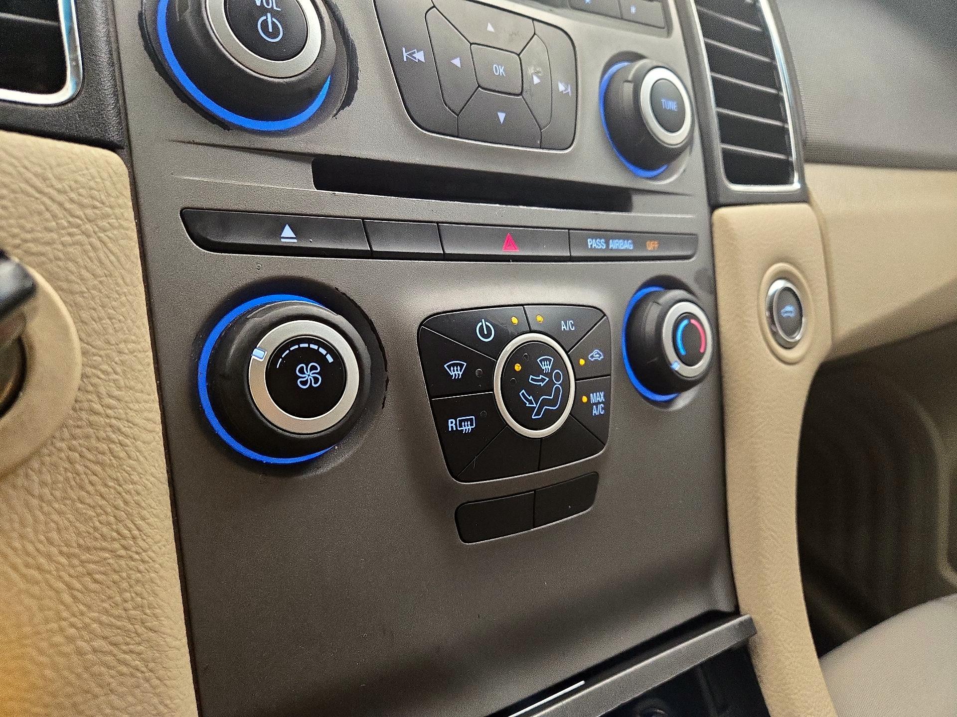 Thumbnail: 2017 Ford Taurus - 16