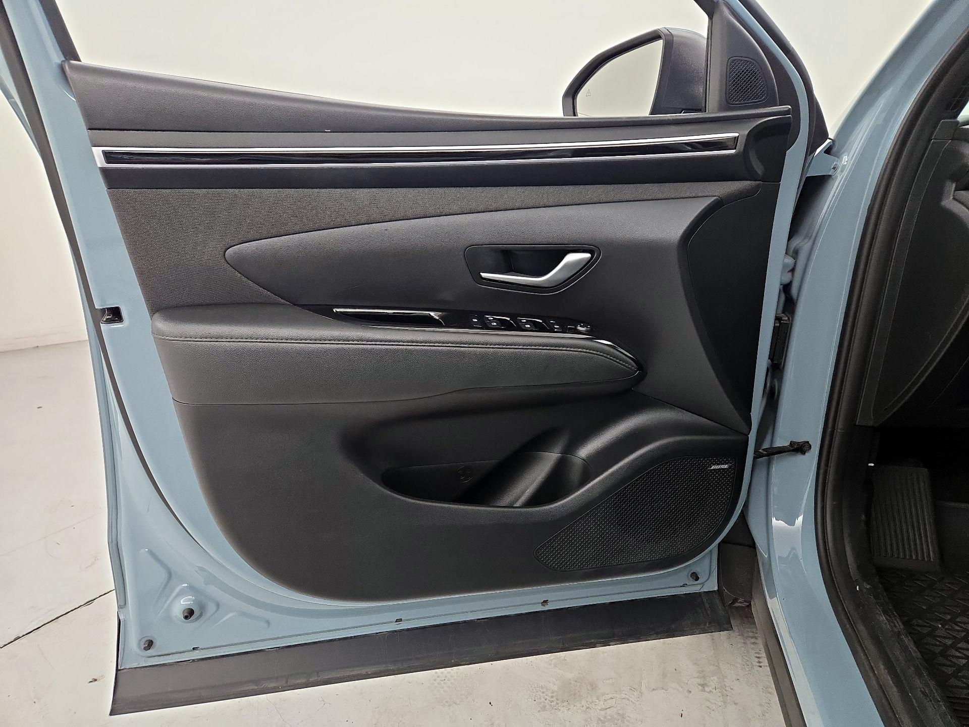 Thumbnail: 2023 Hyundai Santa Cruz - 12