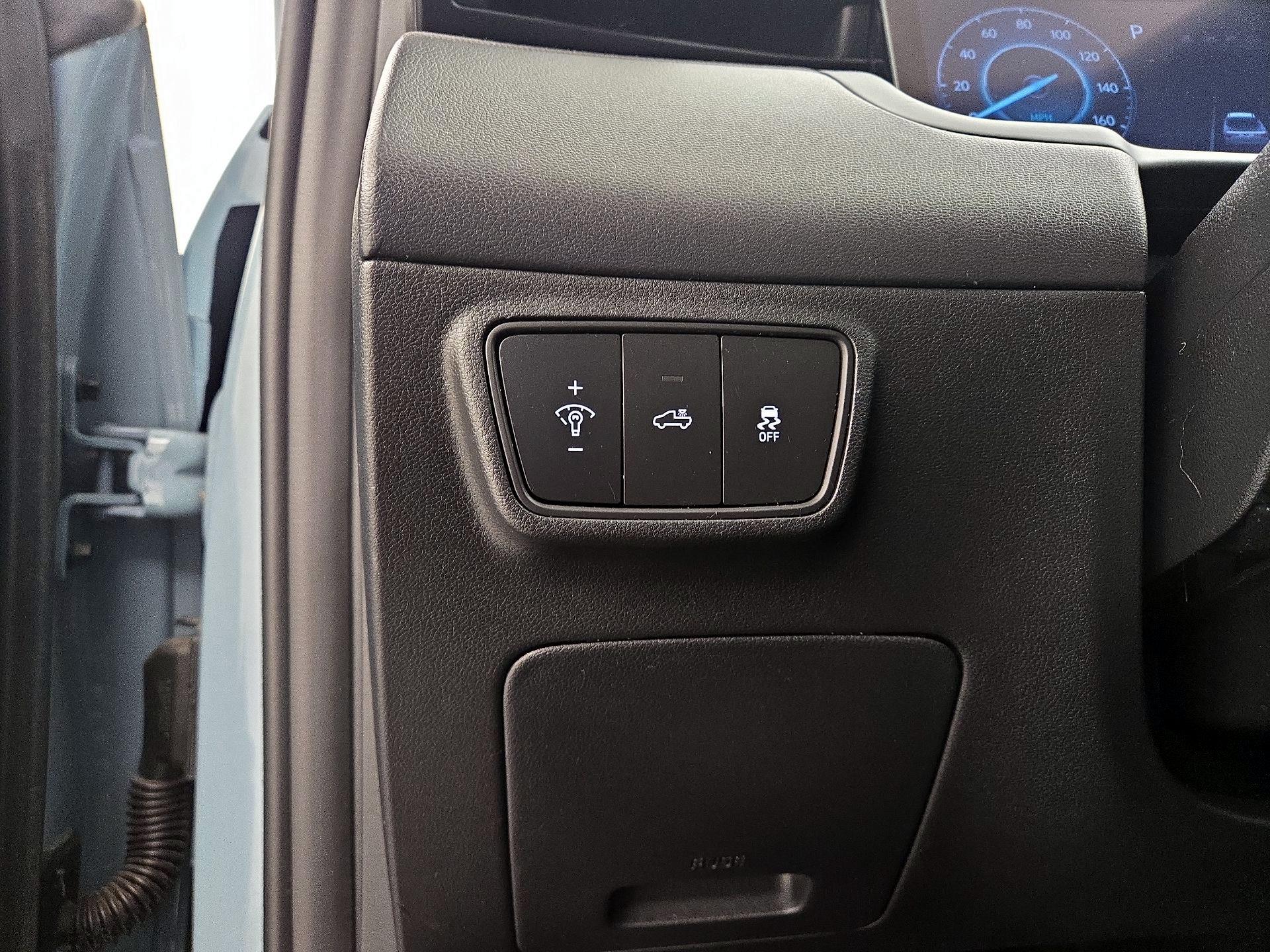 Thumbnail: 2023 Hyundai Santa Cruz - 13