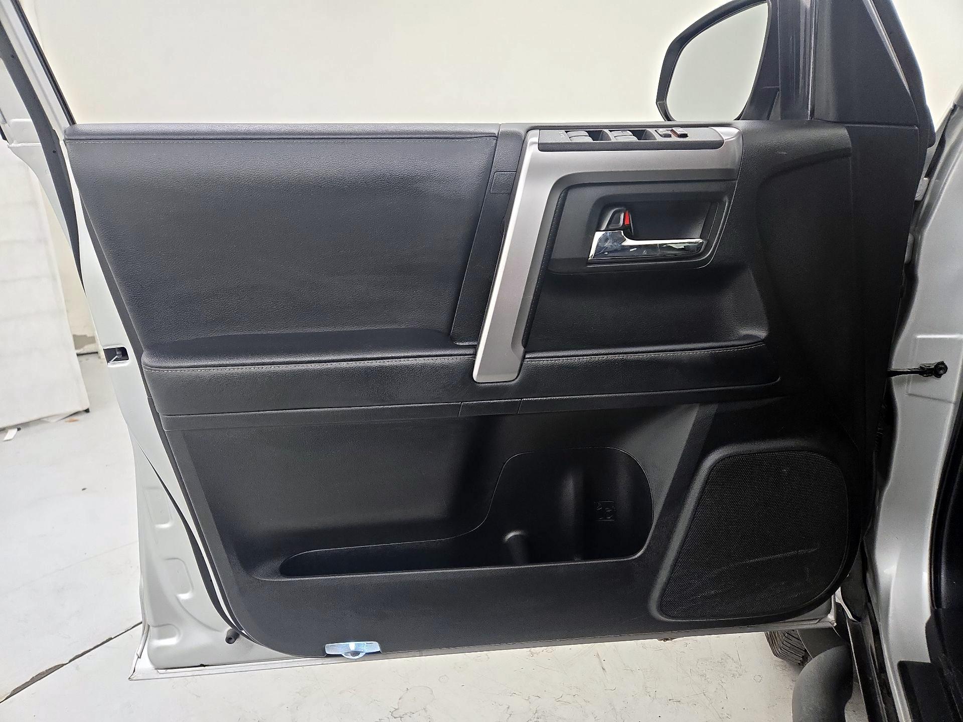 Thumbnail: 2021 Toyota 4Runner - 12