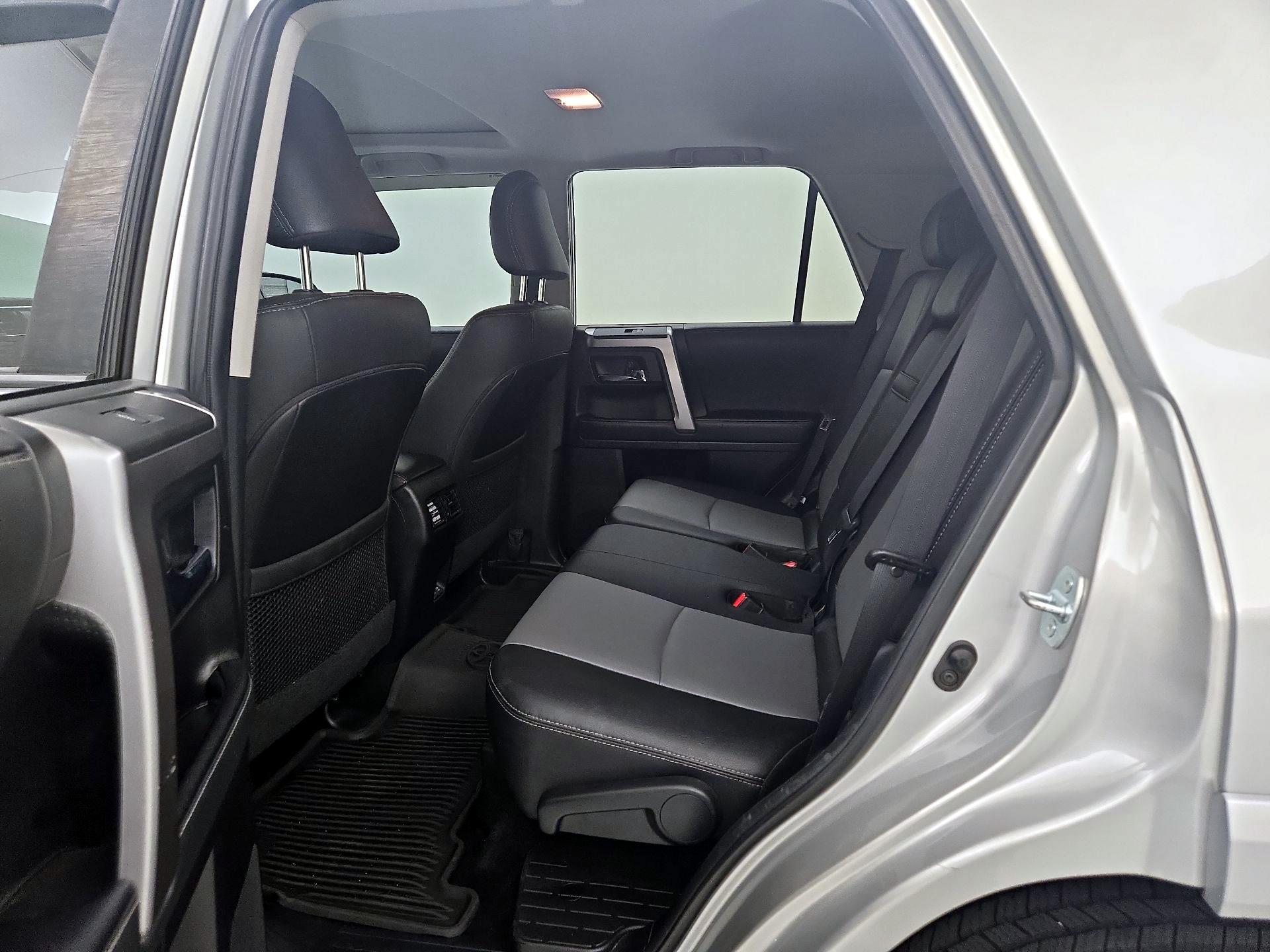 Thumbnail: 2021 Toyota 4Runner - 20