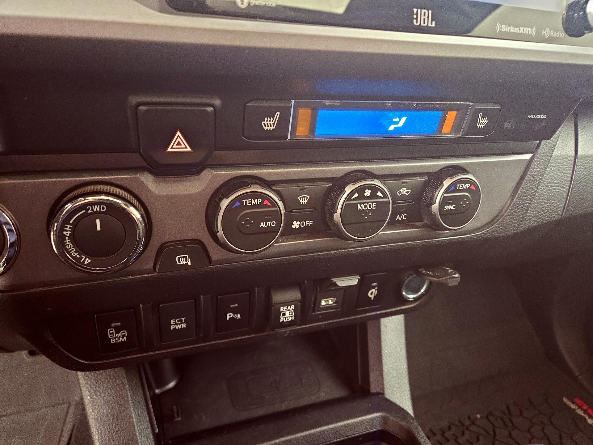 Thumbnail: 2023 Toyota Tacoma - 17