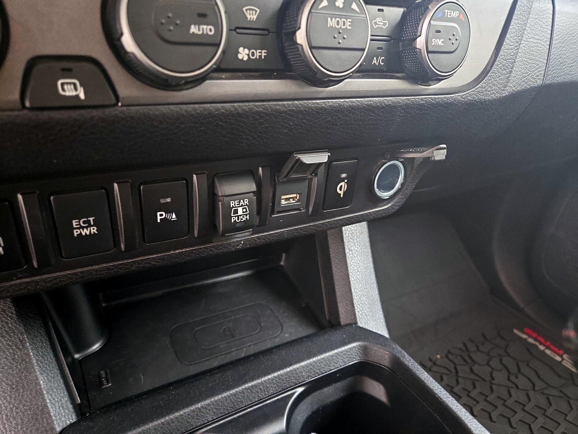 Thumbnail: 2023 Toyota Tacoma - 19