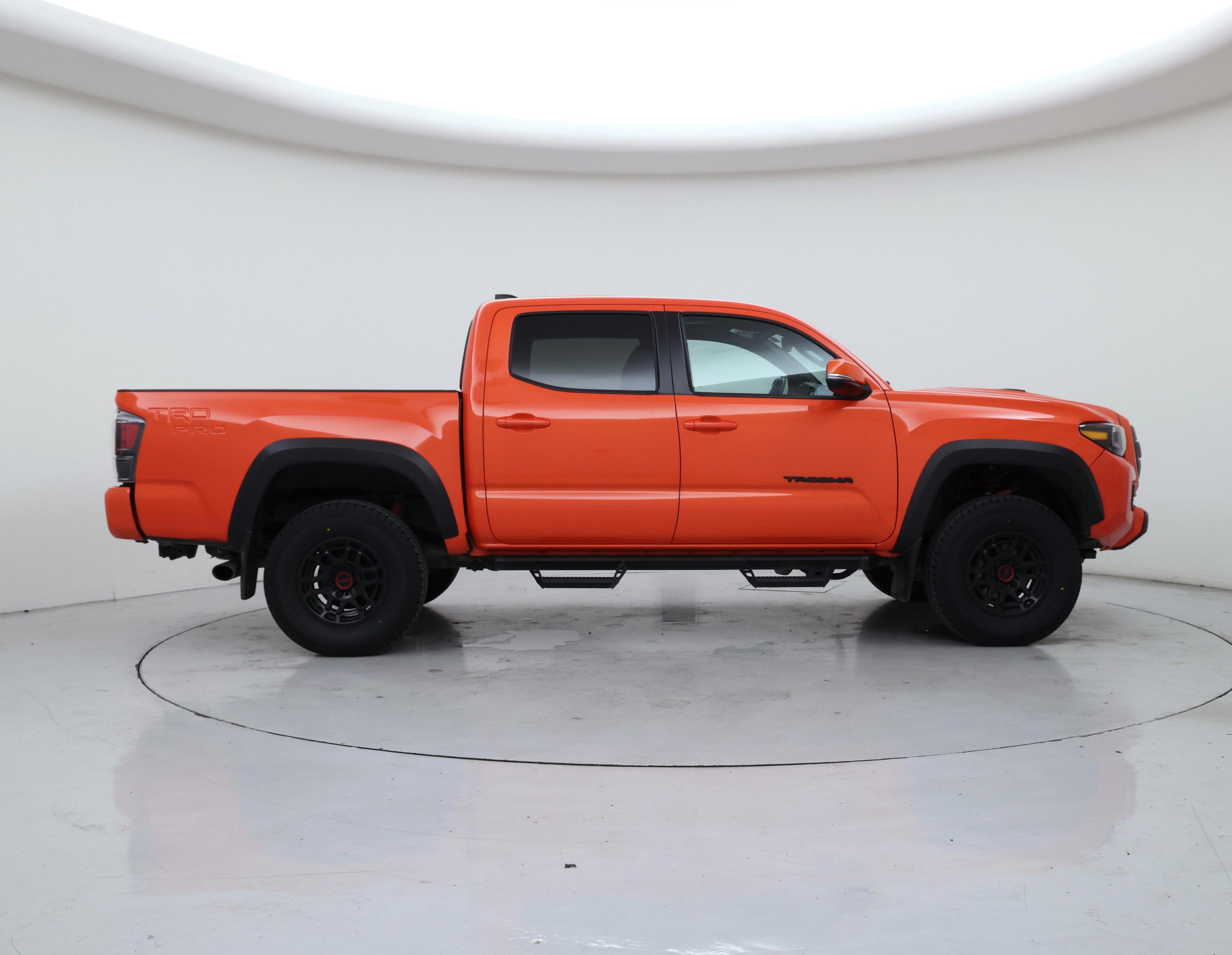 Thumbnail: 2023 Toyota Tacoma - 7
