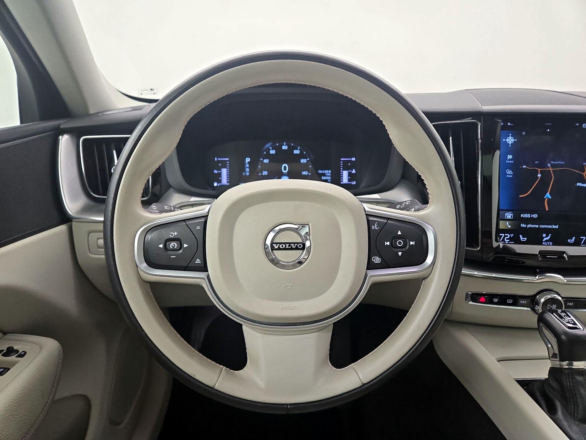Thumbnail: 2019 Volvo XC60 - 10