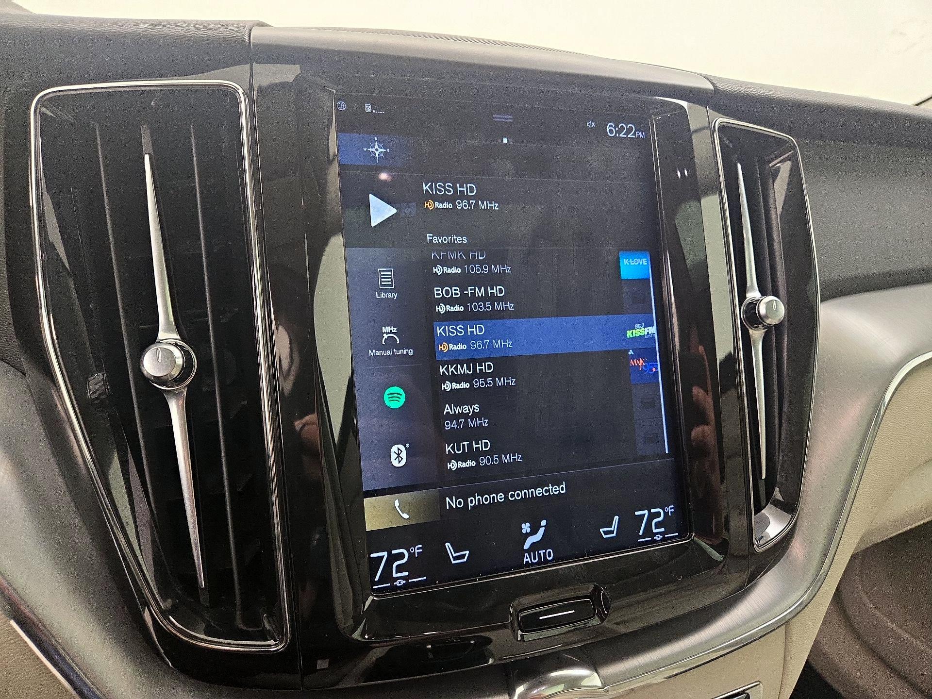 Thumbnail: 2019 Volvo XC60 - 16