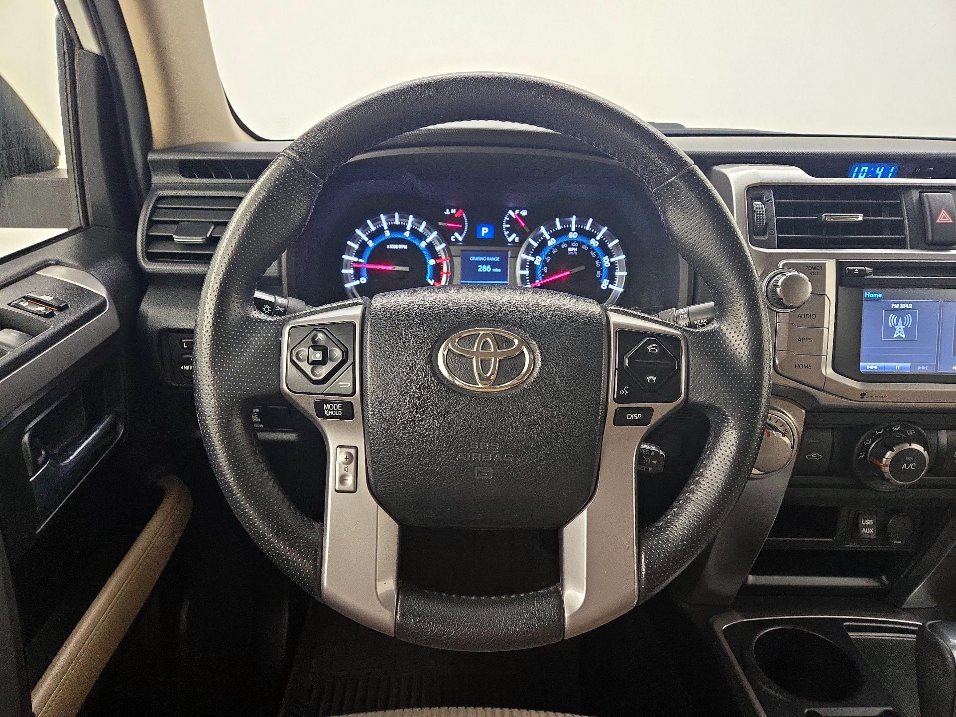 Thumbnail: 2018 Toyota 4Runner - 10