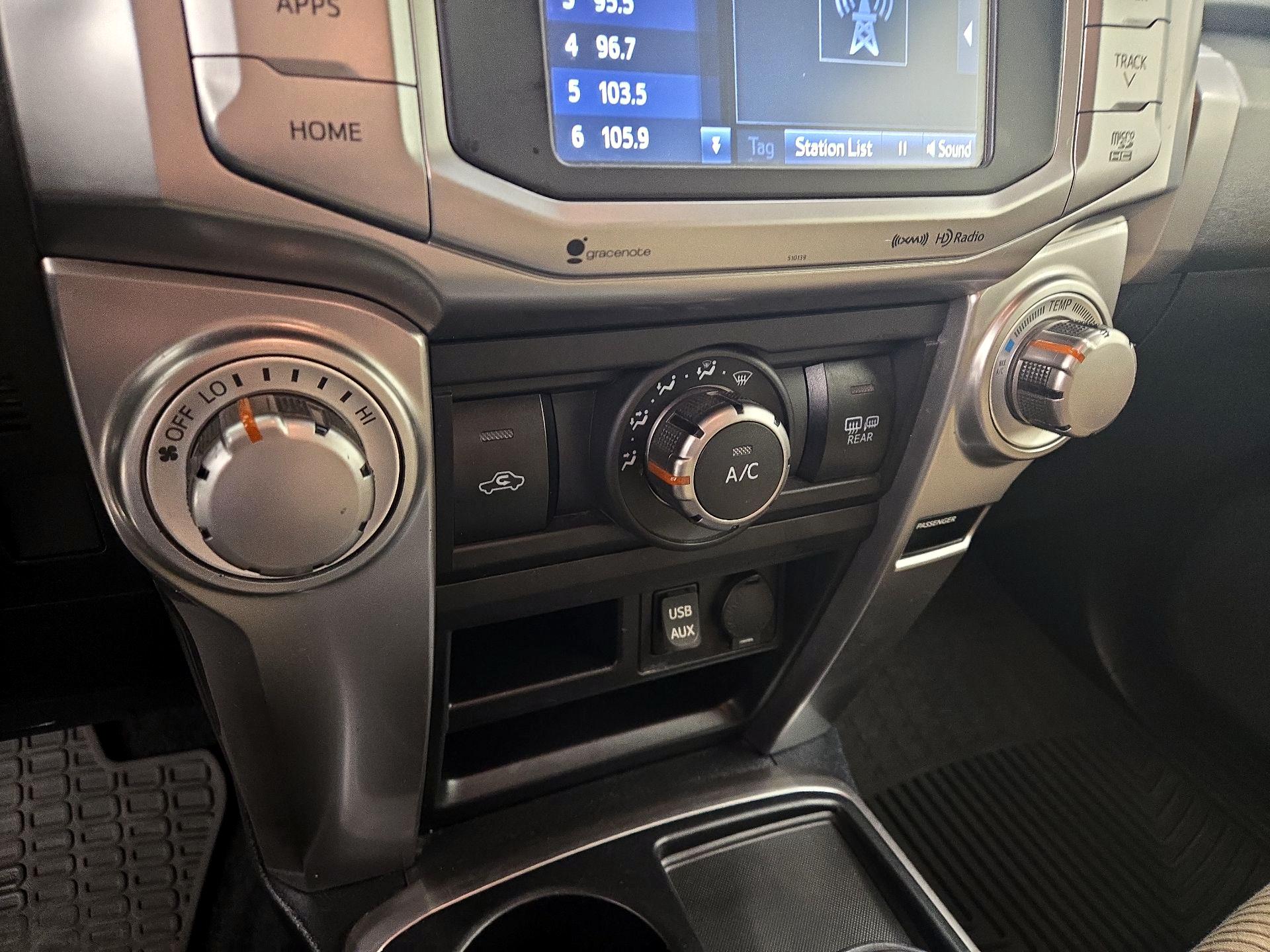 Thumbnail: 2018 Toyota 4Runner - 16