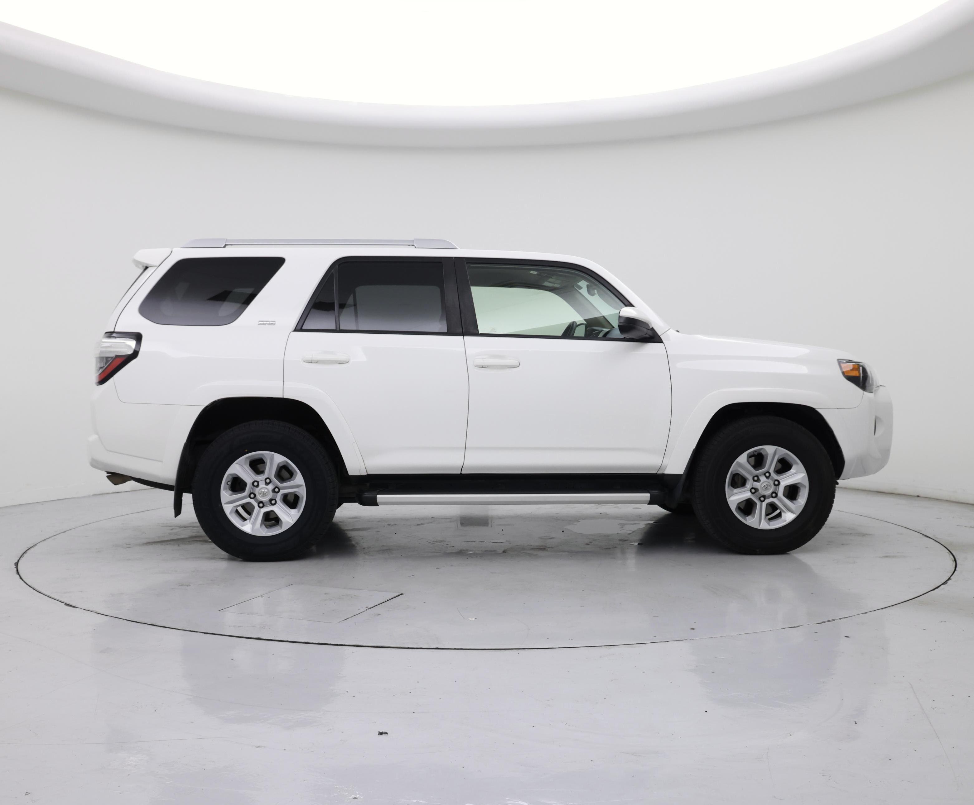 Thumbnail: 2018 Toyota 4Runner - 7