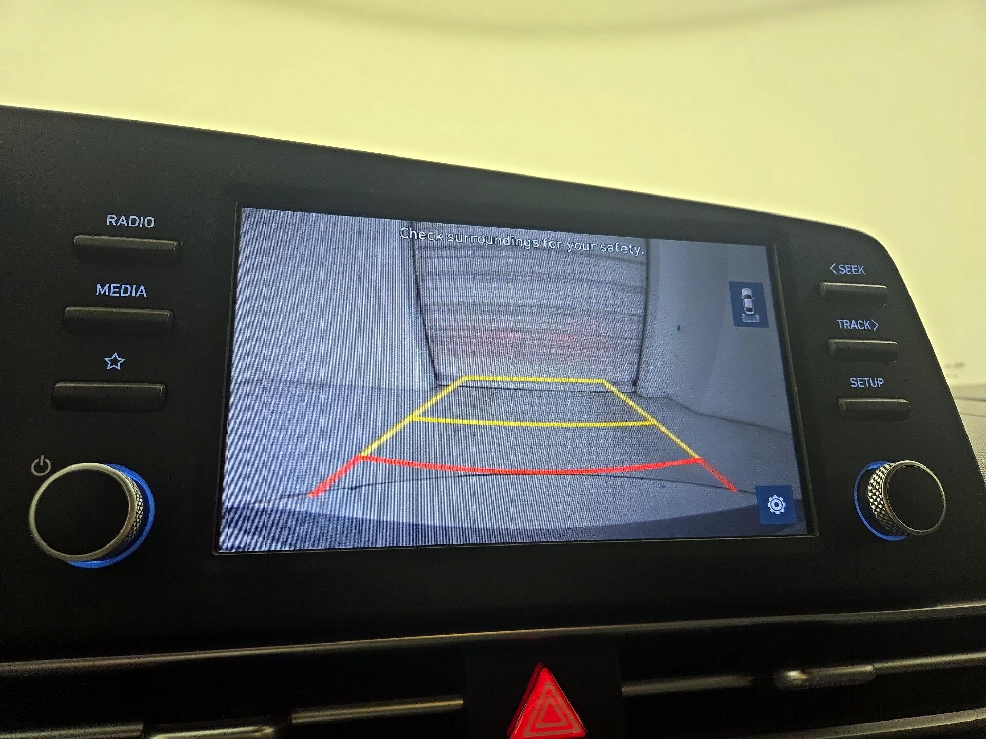 Thumbnail: 2022 Hyundai Elantra - 14