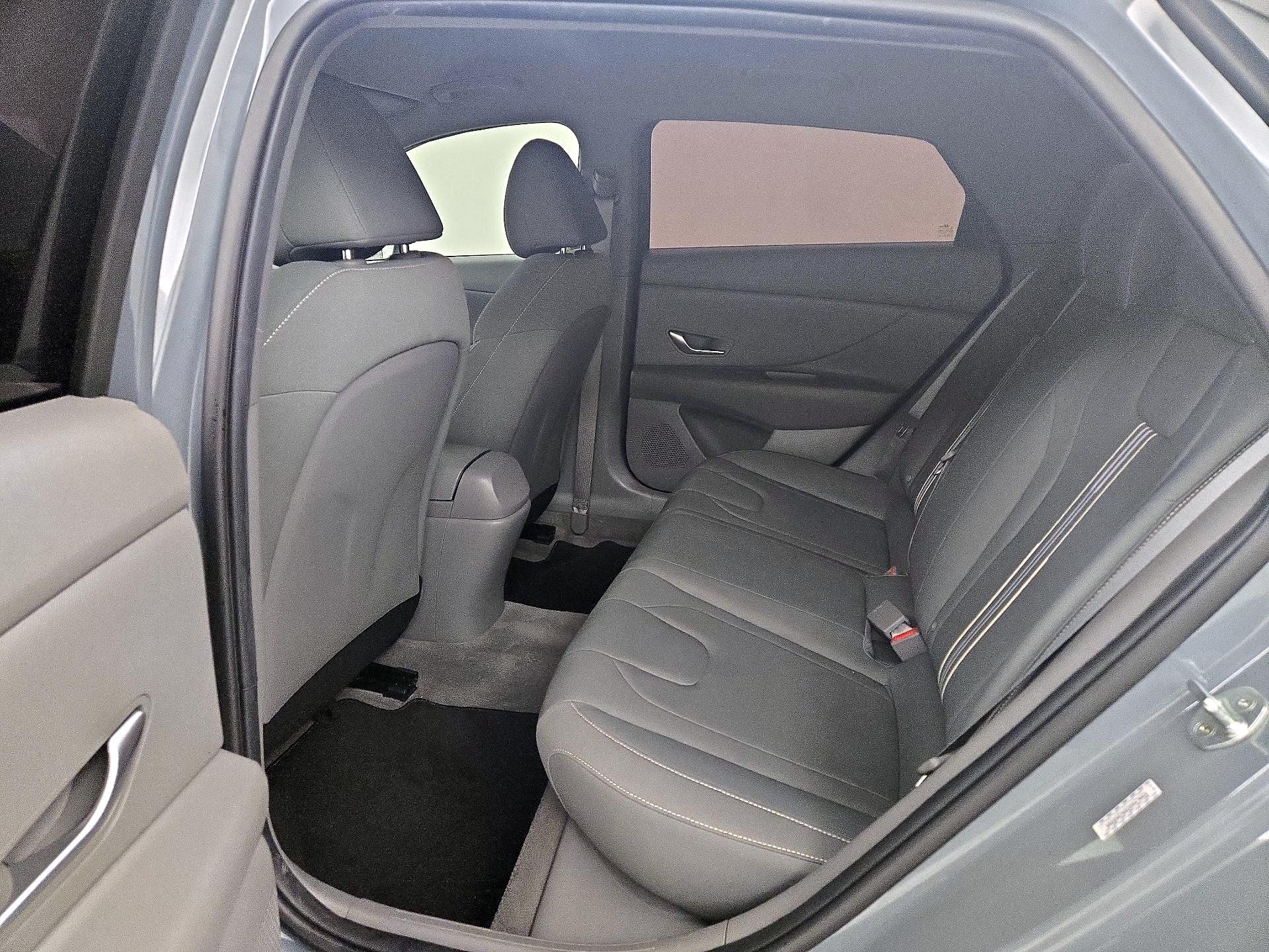 Thumbnail: 2022 Hyundai Elantra - 19