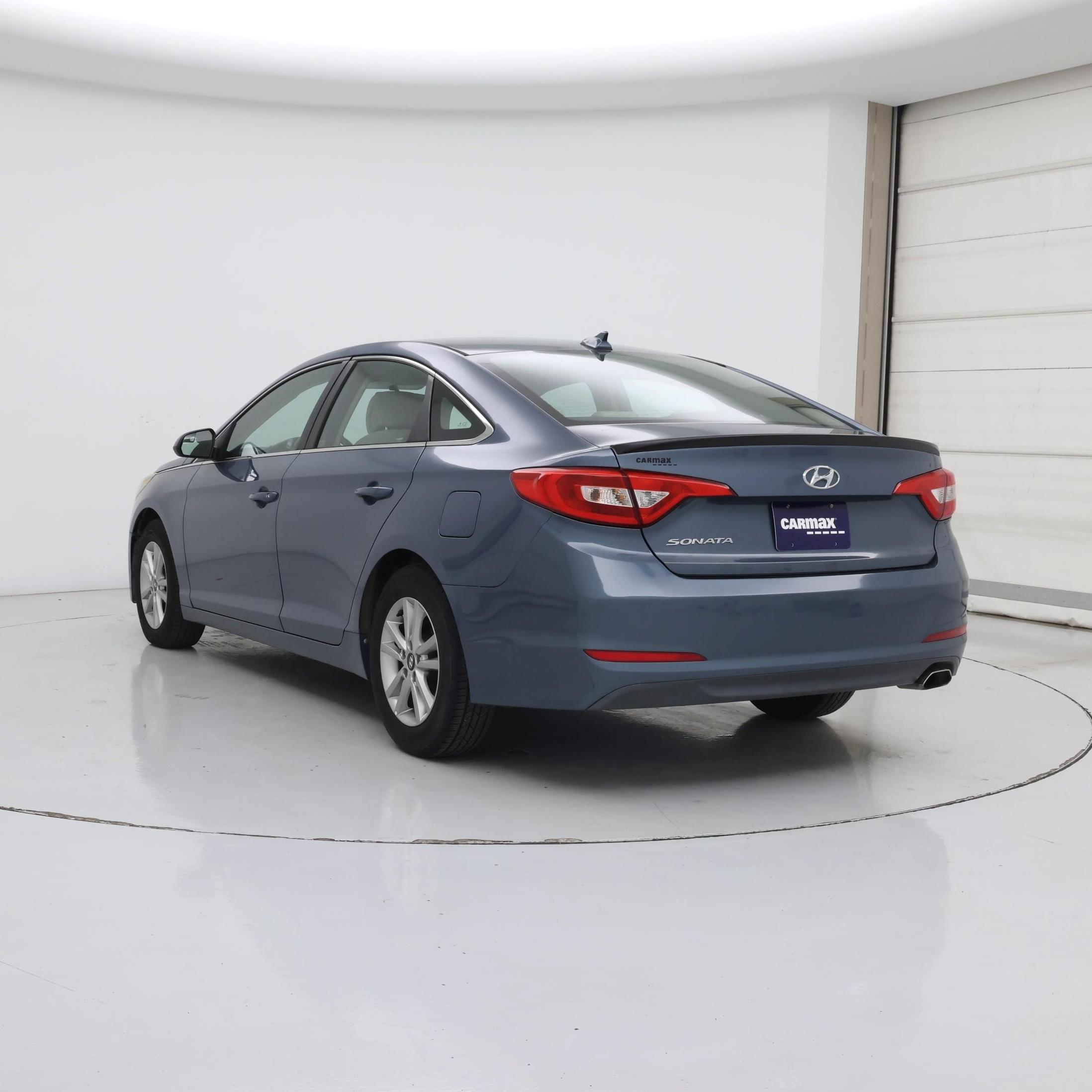 Thumbnail: 2017 Hyundai Sonata - 2