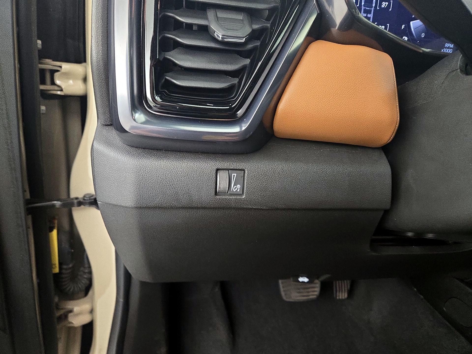 Thumbnail: 2024 GMC Canyon - 13