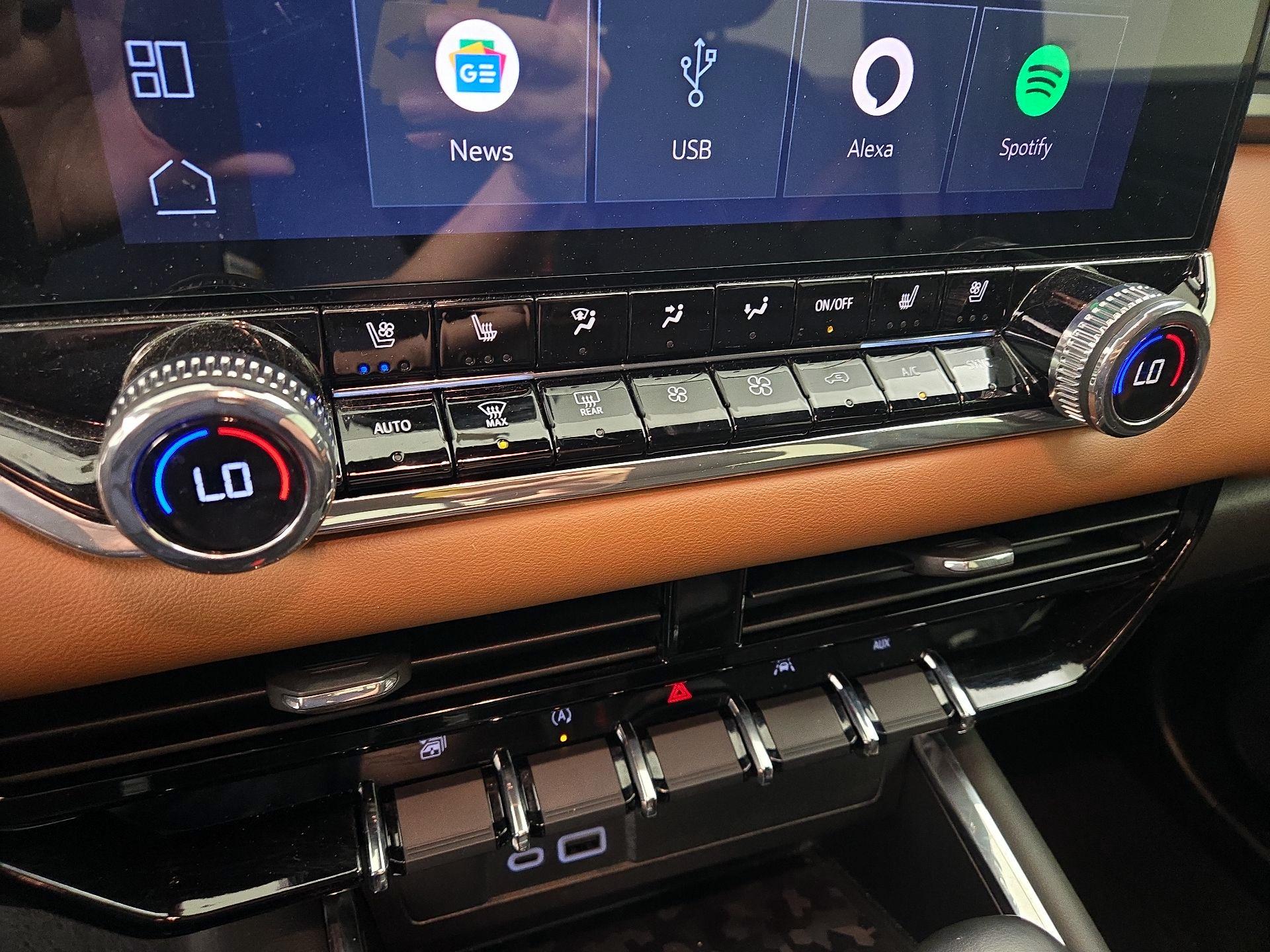 Thumbnail: 2024 GMC Canyon - 17