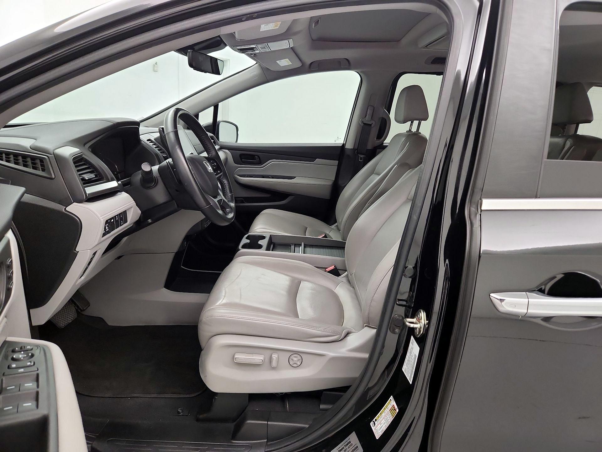 Thumbnail: 2019 Honda Odyssey - 11