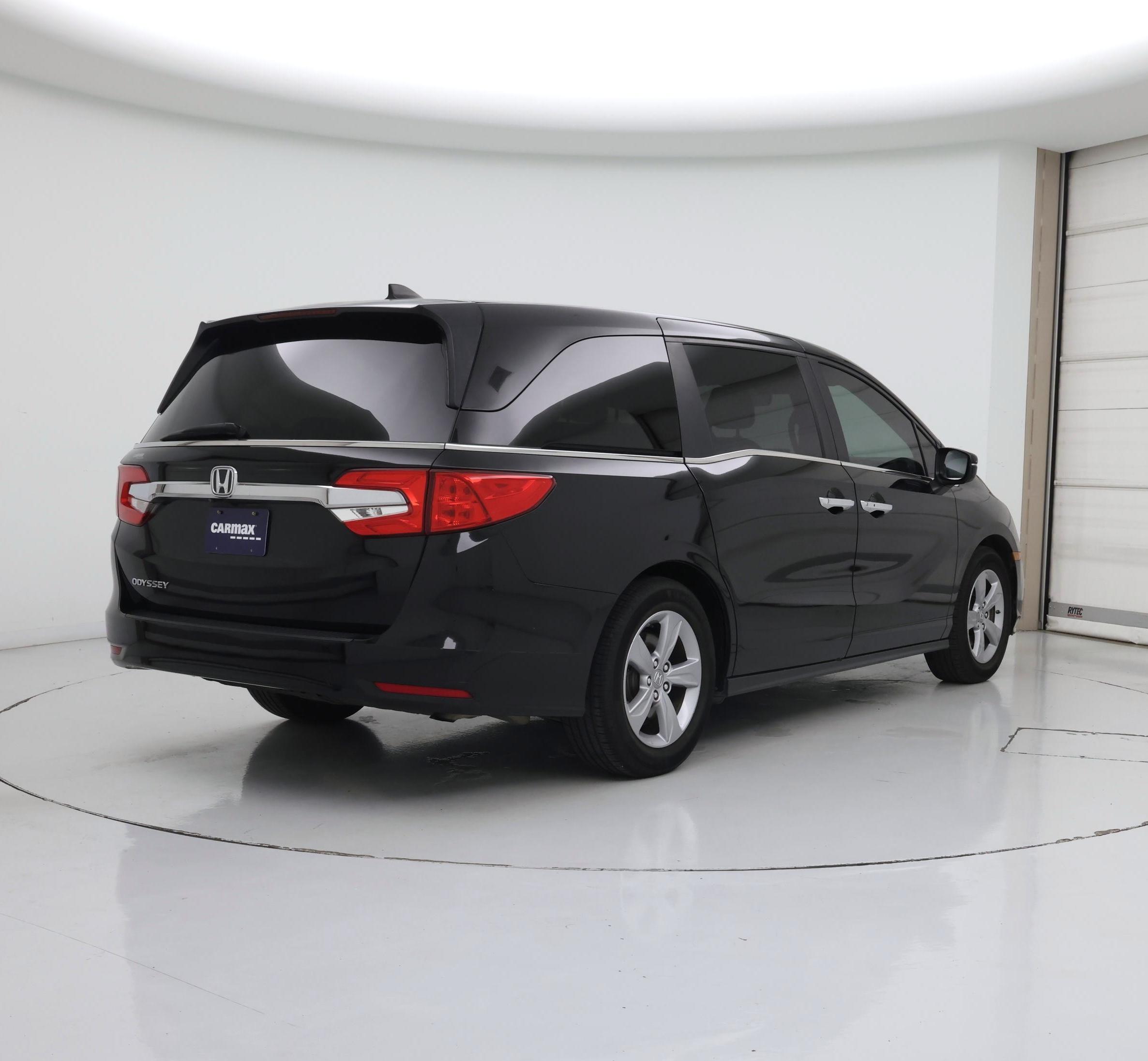 Thumbnail: 2019 Honda Odyssey - 8