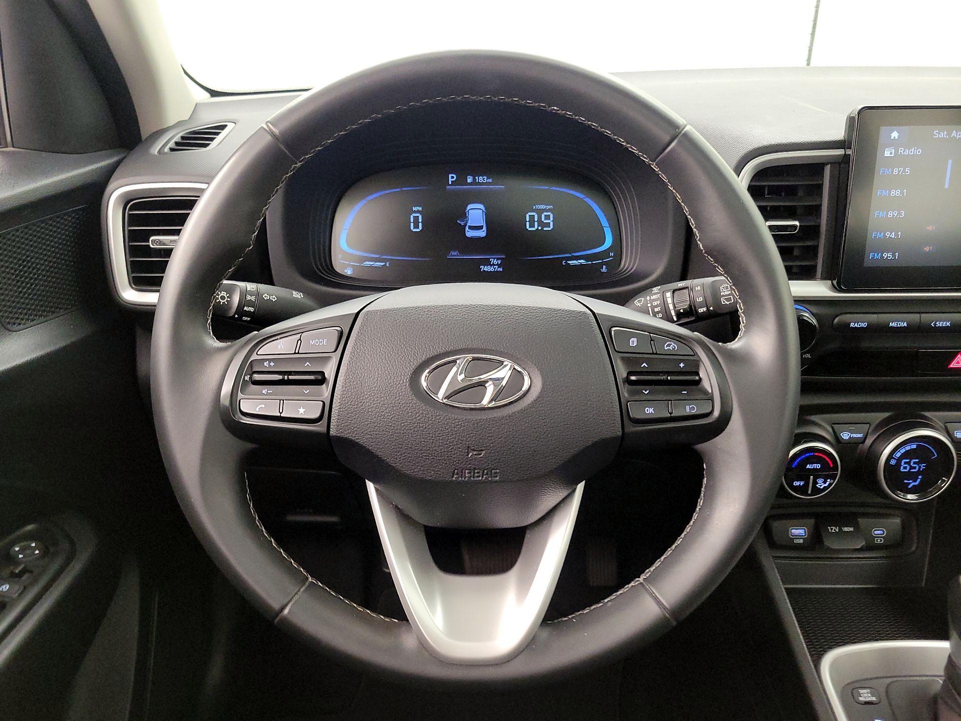 Thumbnail: 2024 Hyundai Venue - 10