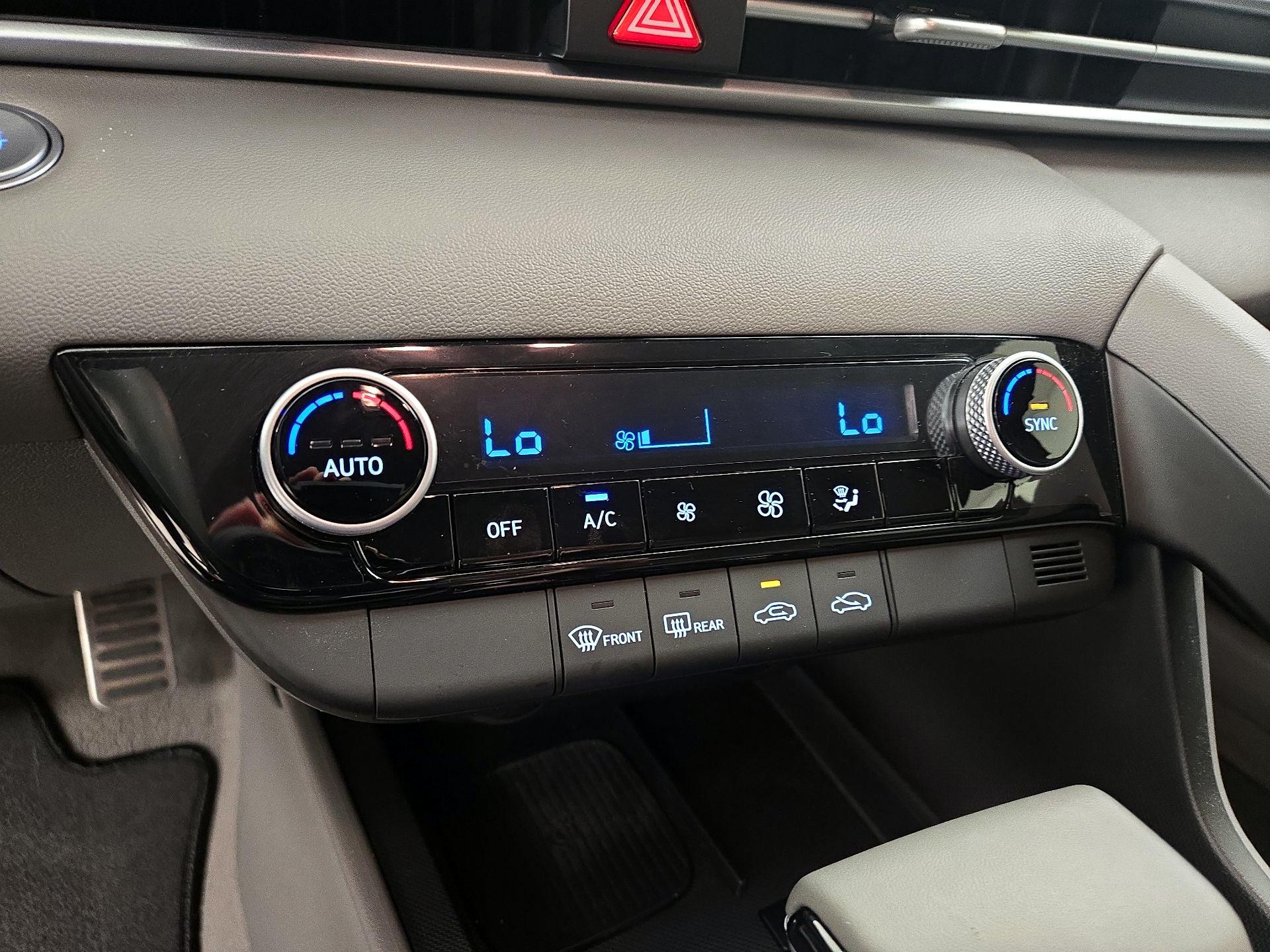 Thumbnail: 2026 Hyundai Elantra - 16
