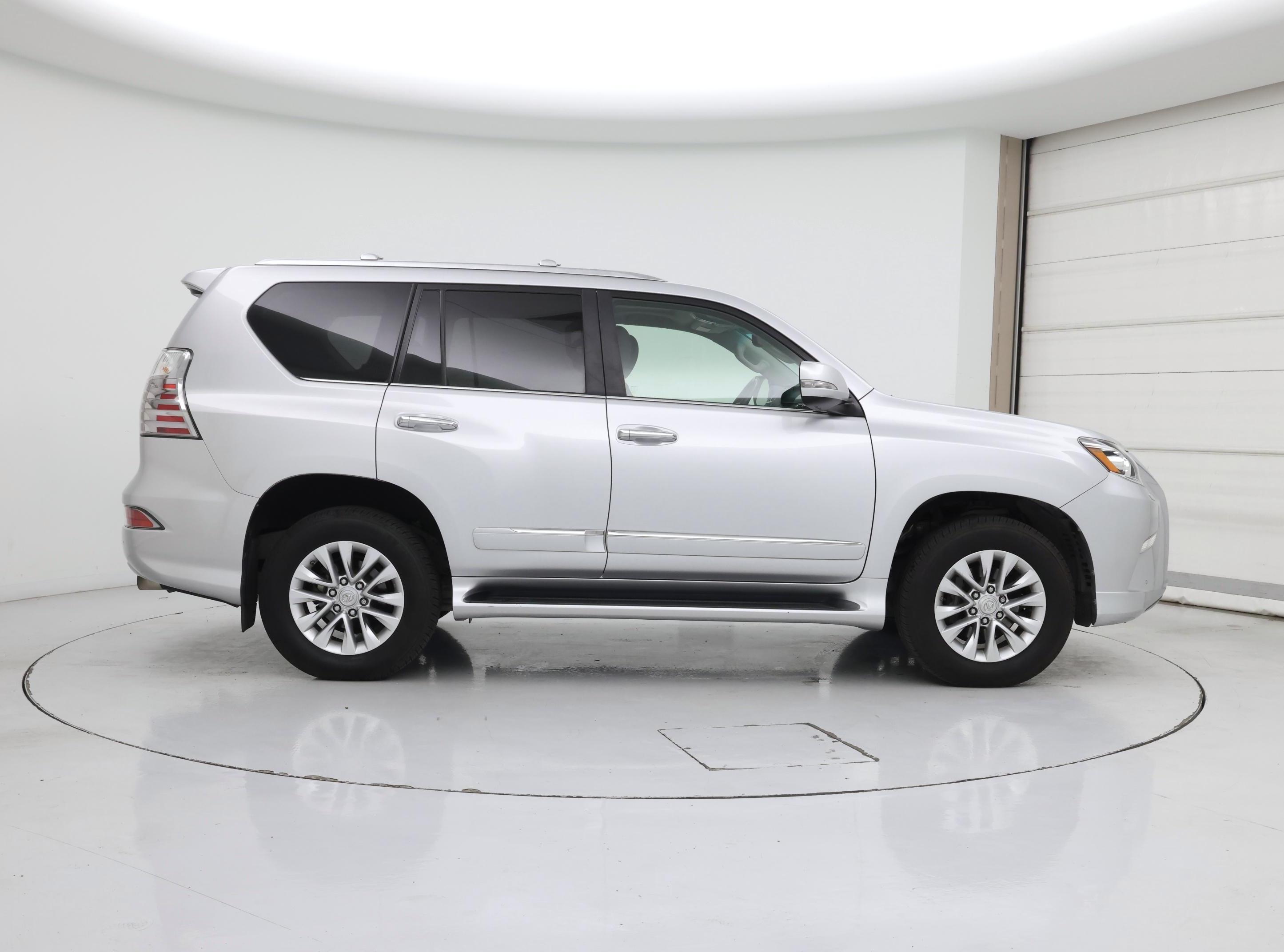 Thumbnail: 2015 Lexus GX - 7