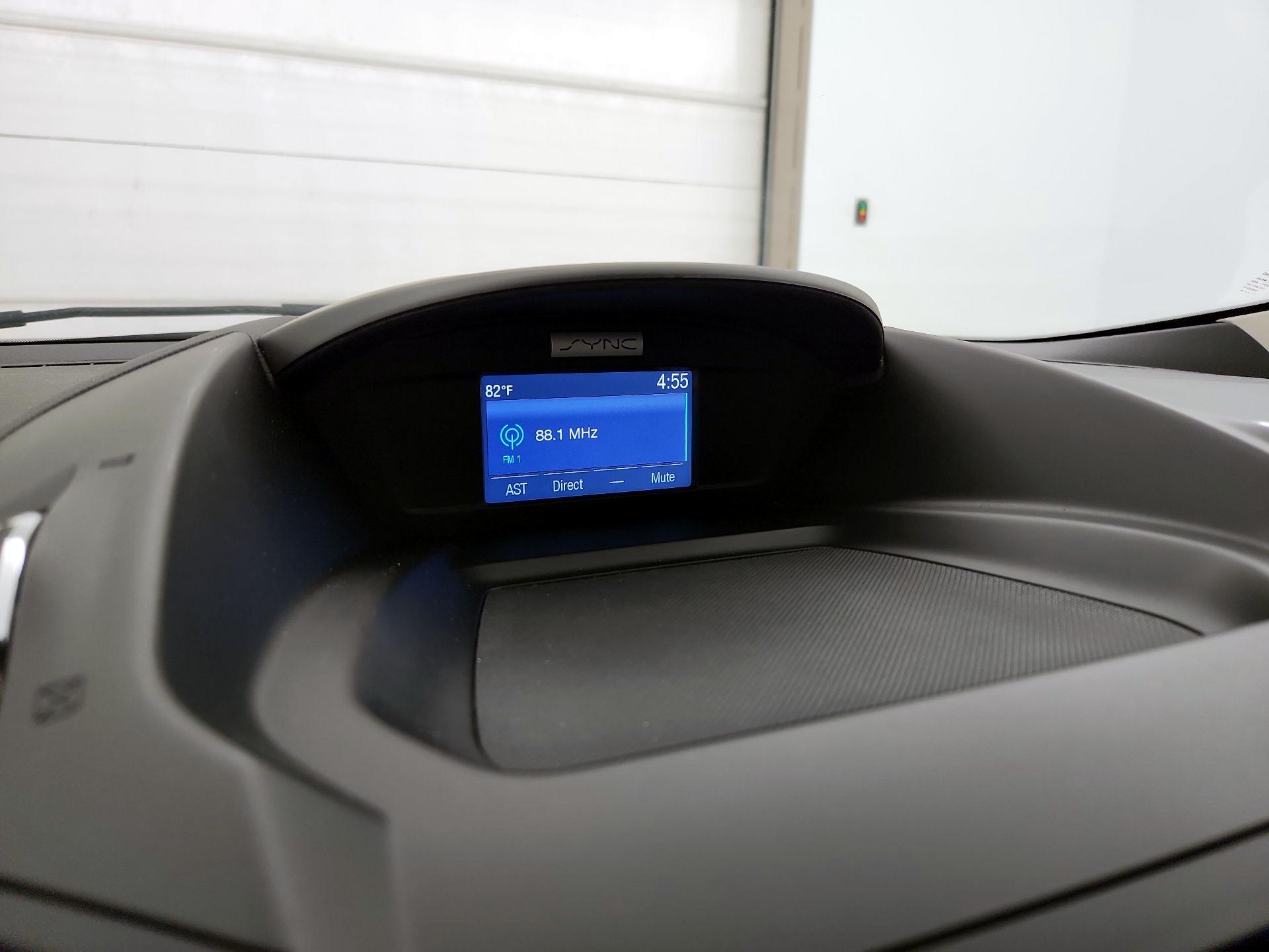 Thumbnail: 2015 Ford Escape - 15