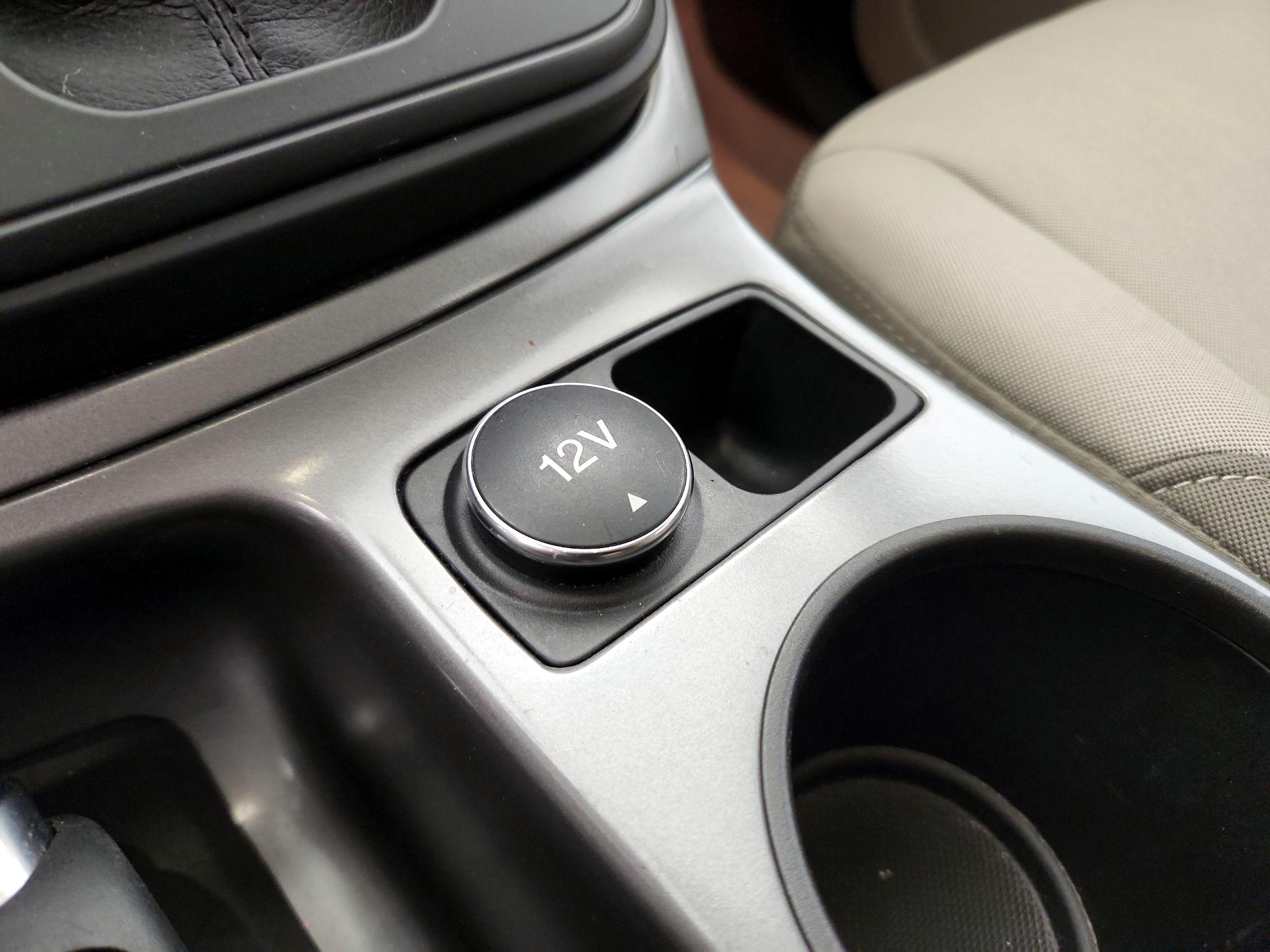 Thumbnail: 2015 Ford Escape - 18