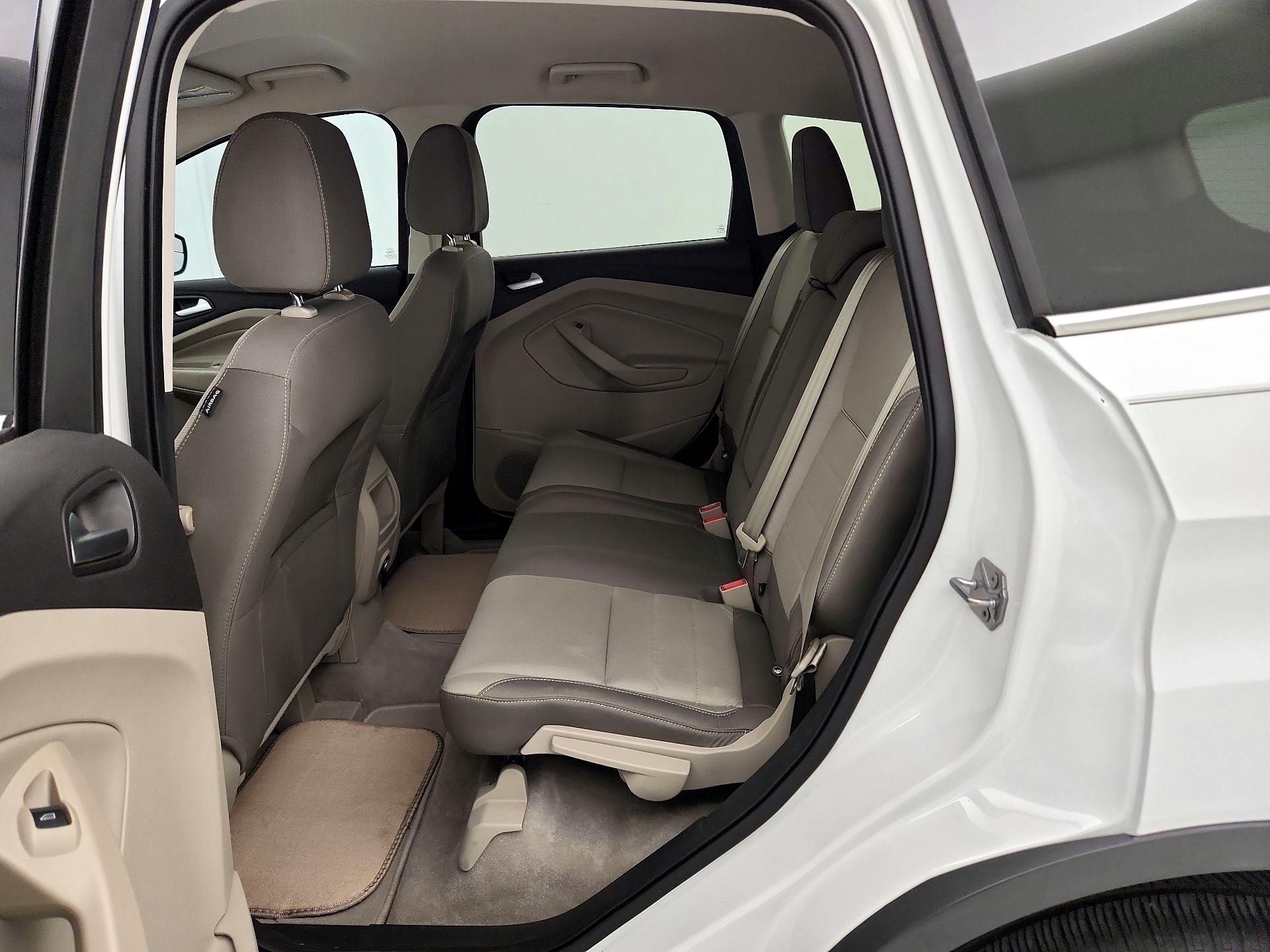 Thumbnail: 2015 Ford Escape - 19