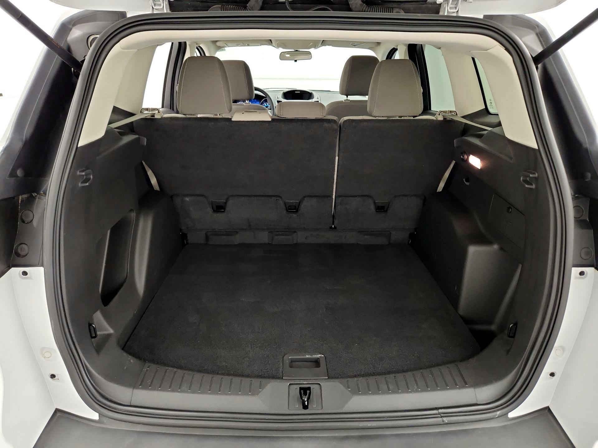 Thumbnail: 2015 Ford Escape - 20