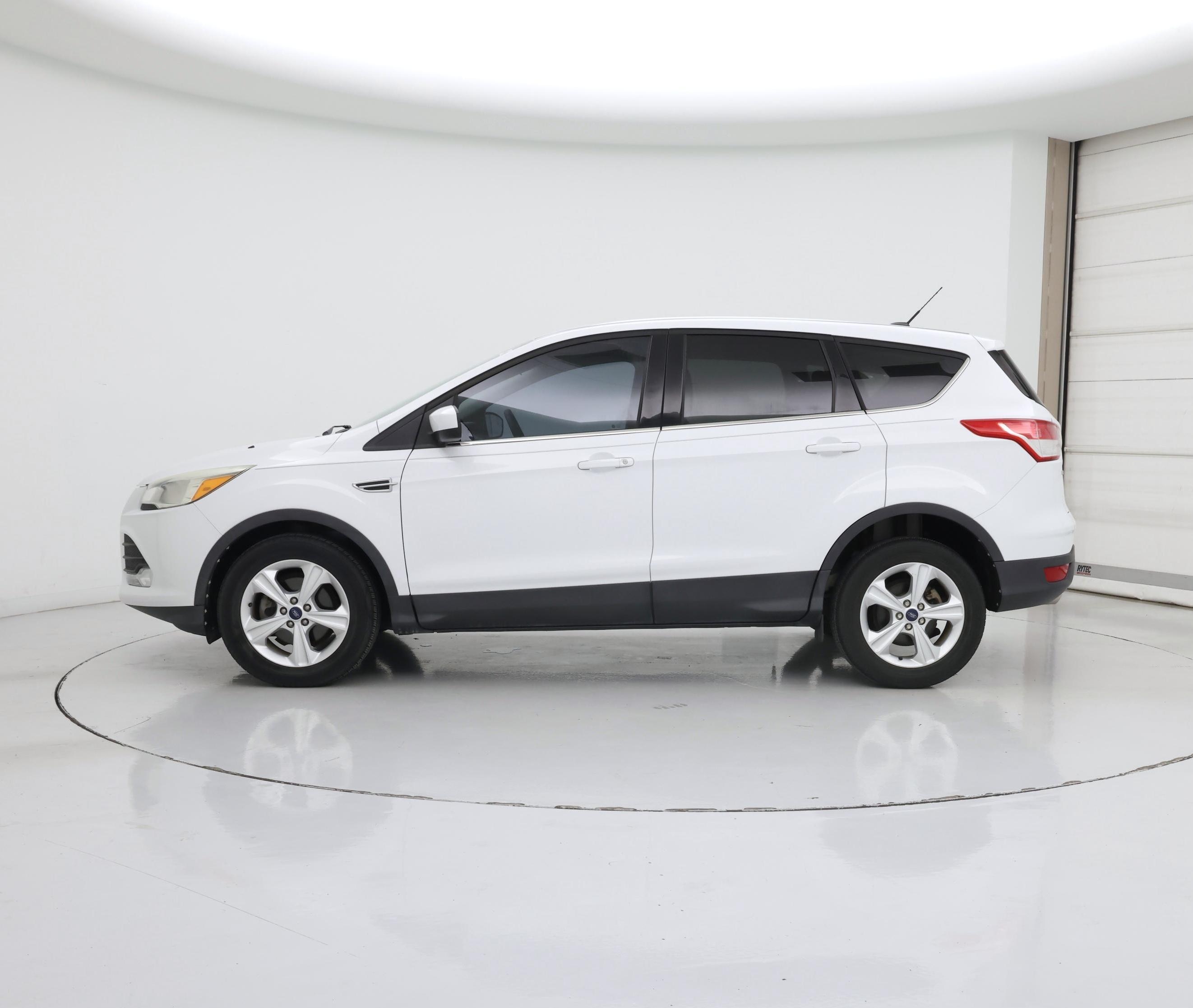 Thumbnail: 2015 Ford Escape - 3