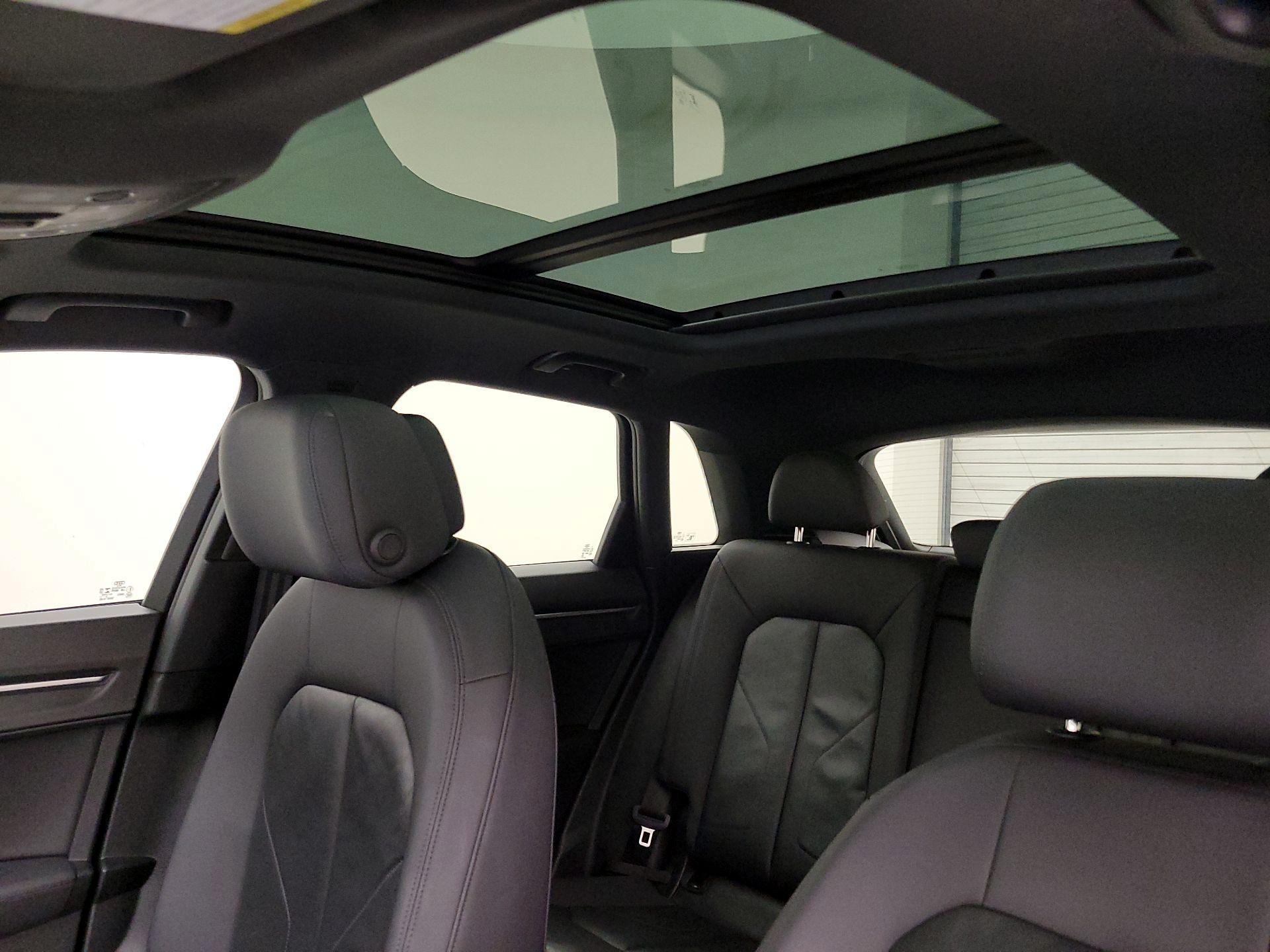 Thumbnail: 2020 Audi Q3 - 19