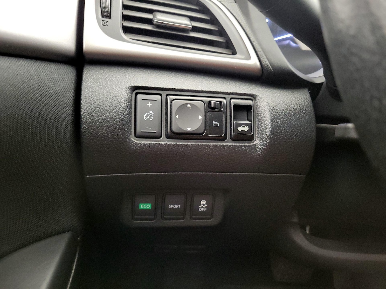 2015 Nissan Sentra SV - Photo 14