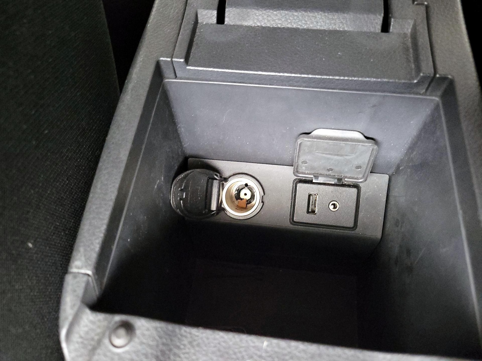 2015 Nissan Sentra SV - Photo 19