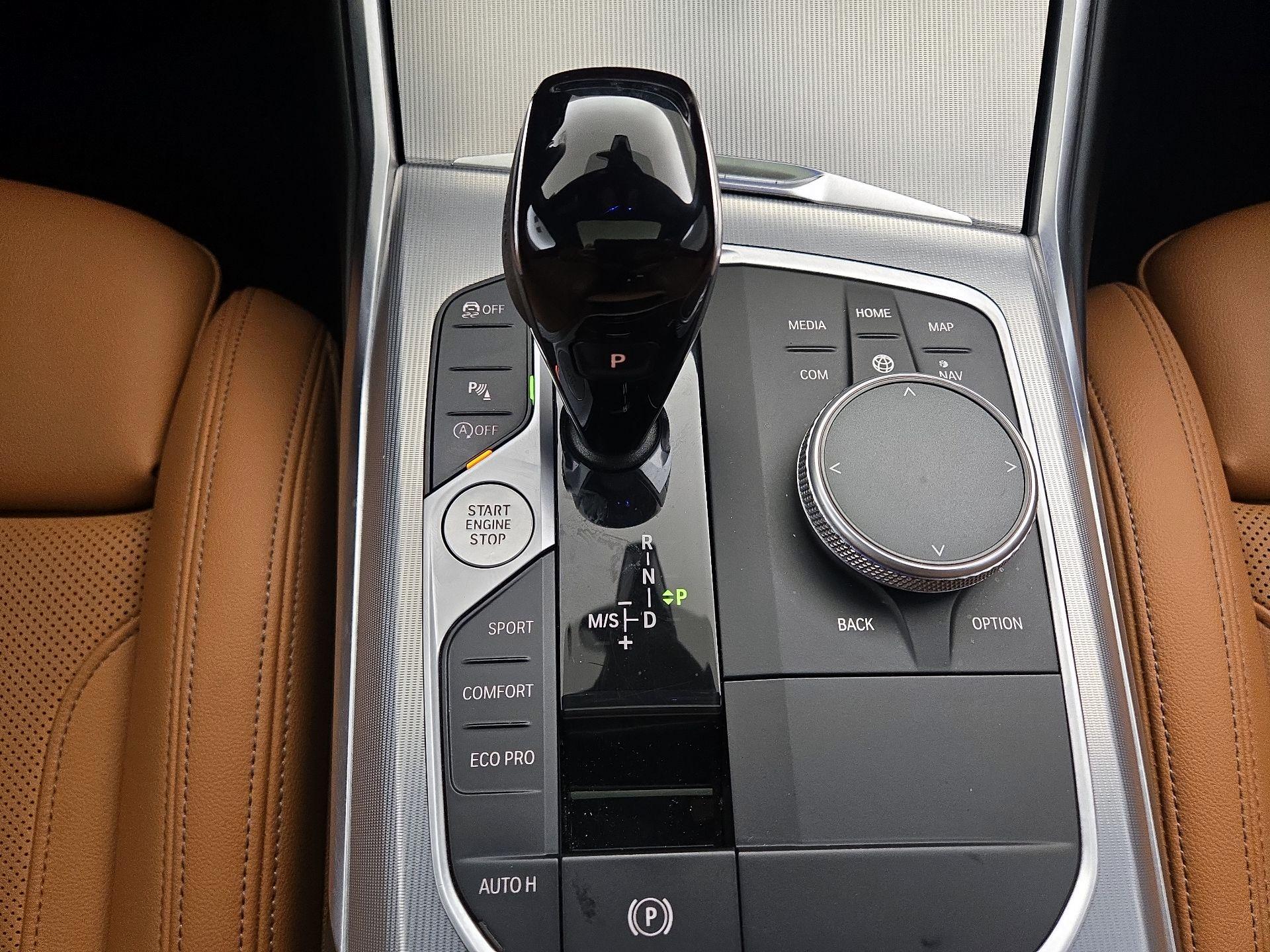 Thumbnail: 2022 BMW 3 Series - 18