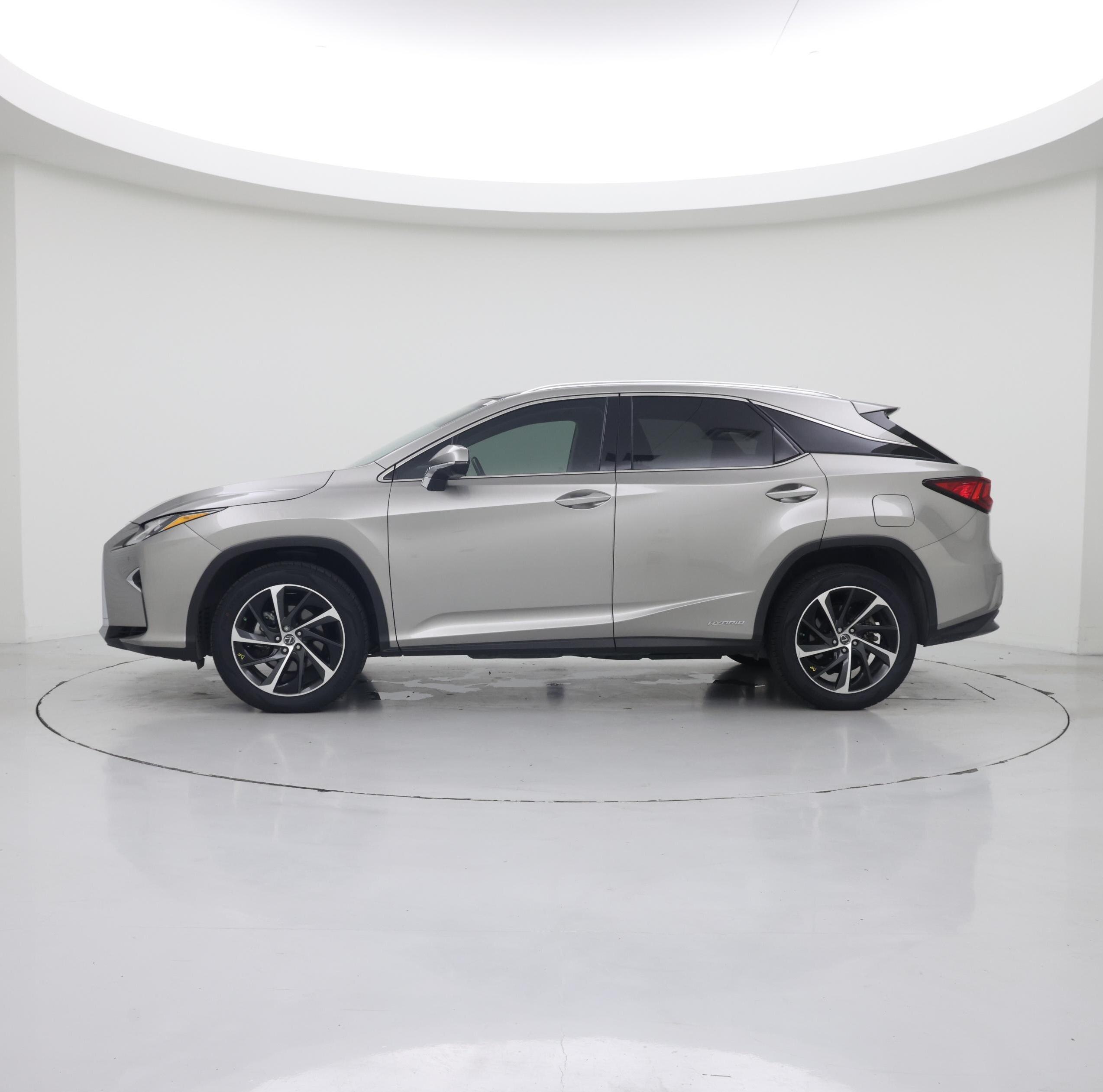 Thumbnail: 2019 Lexus RX - 3