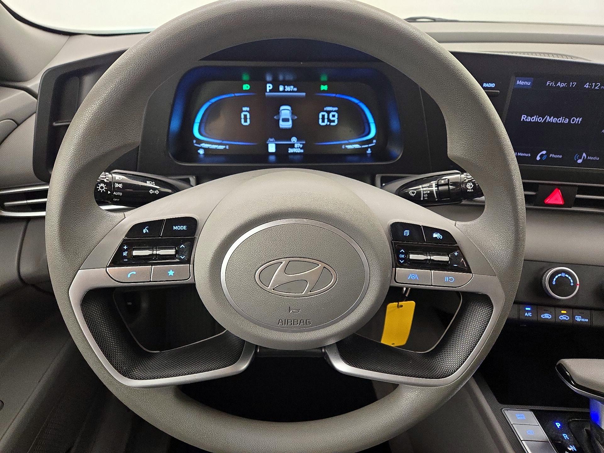 Thumbnail: 2025 Hyundai Elantra - 10