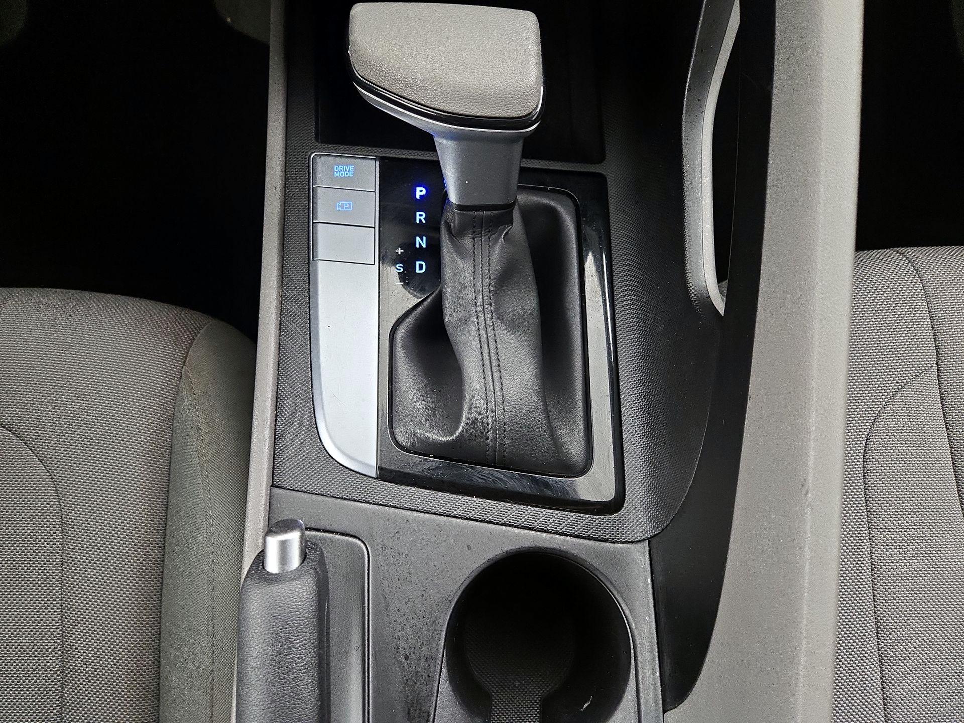 Thumbnail: 2025 Hyundai Elantra - 17