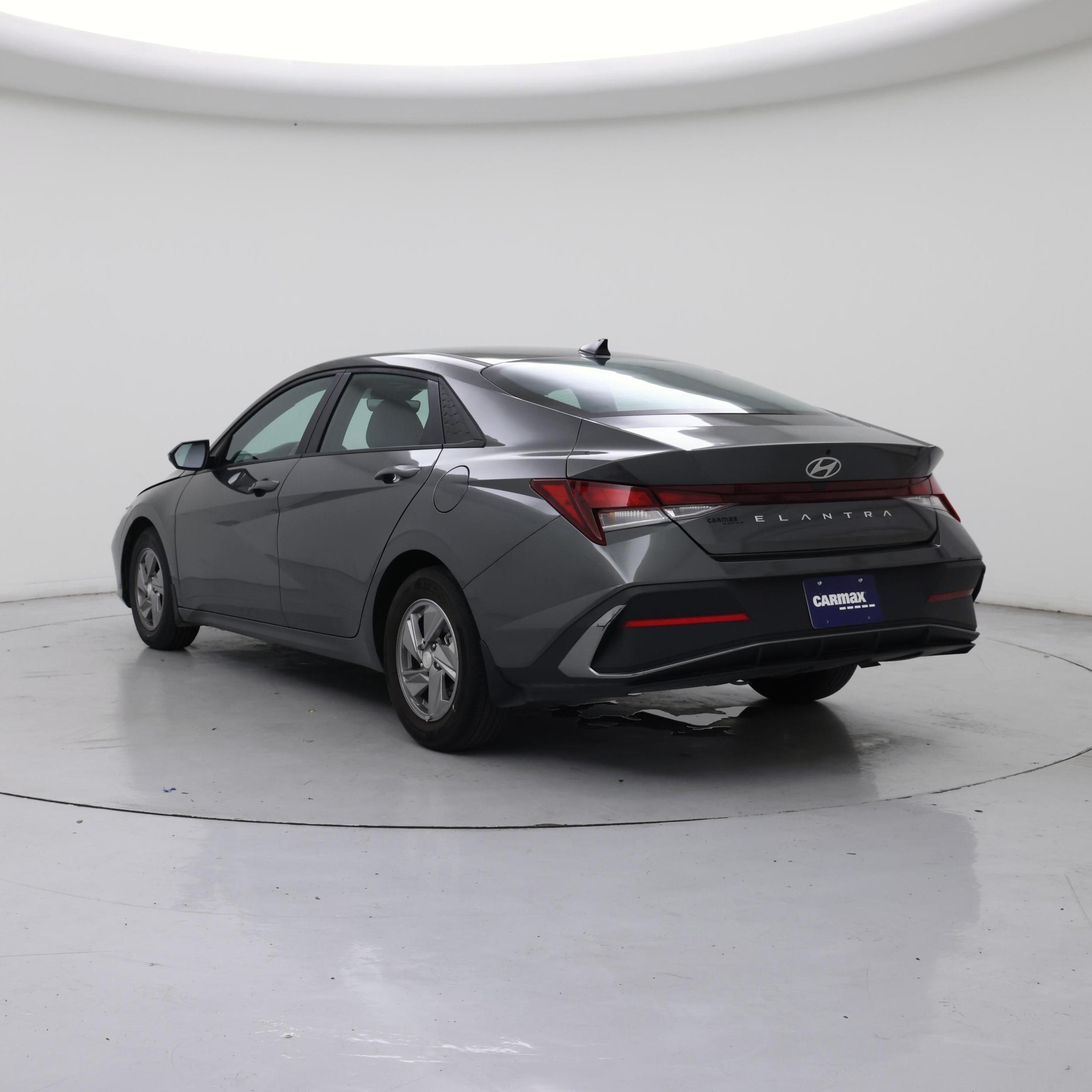 Thumbnail: 2025 Hyundai Elantra - 2