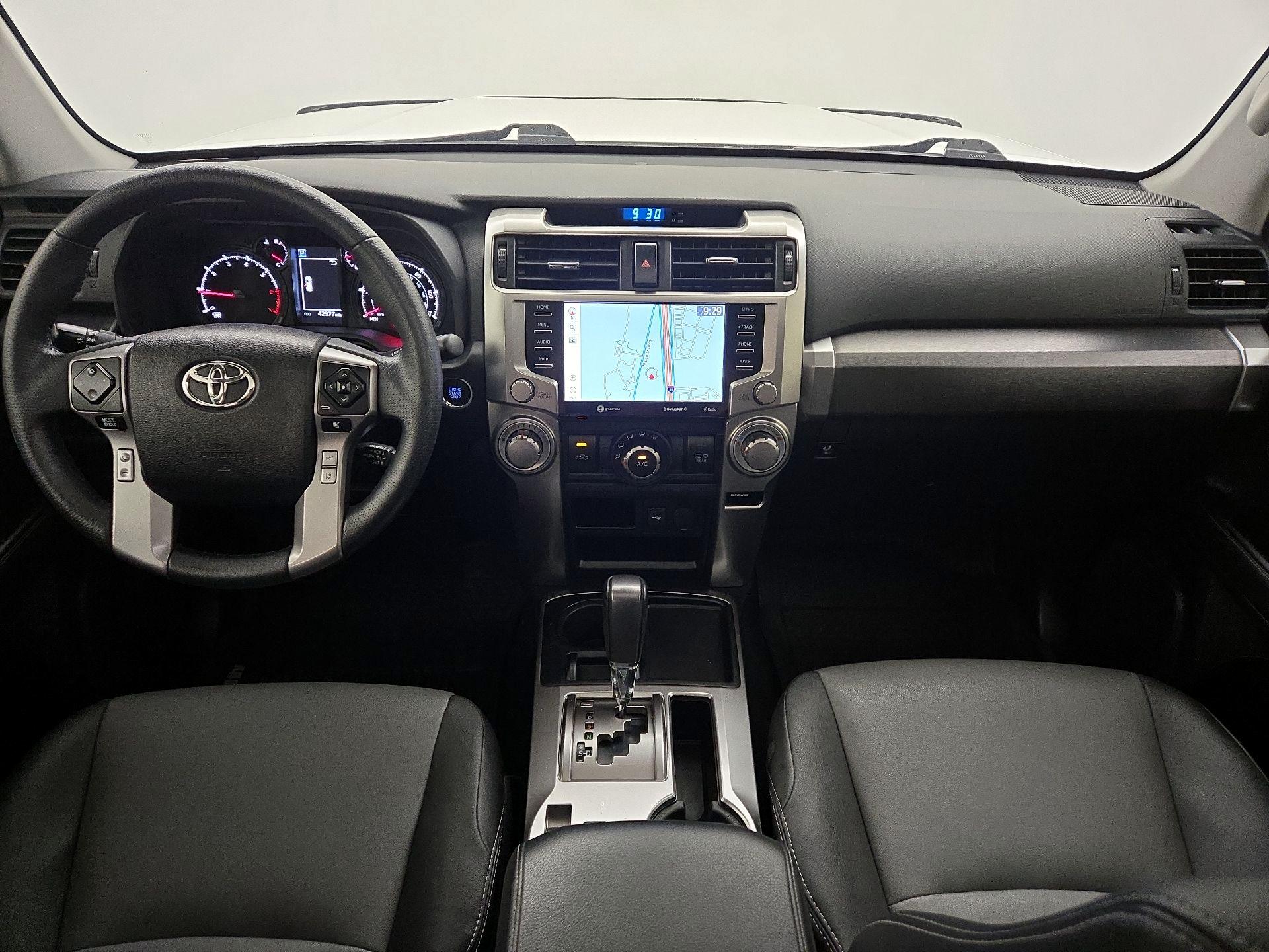 Thumbnail: 2020 Toyota 4Runner - 9