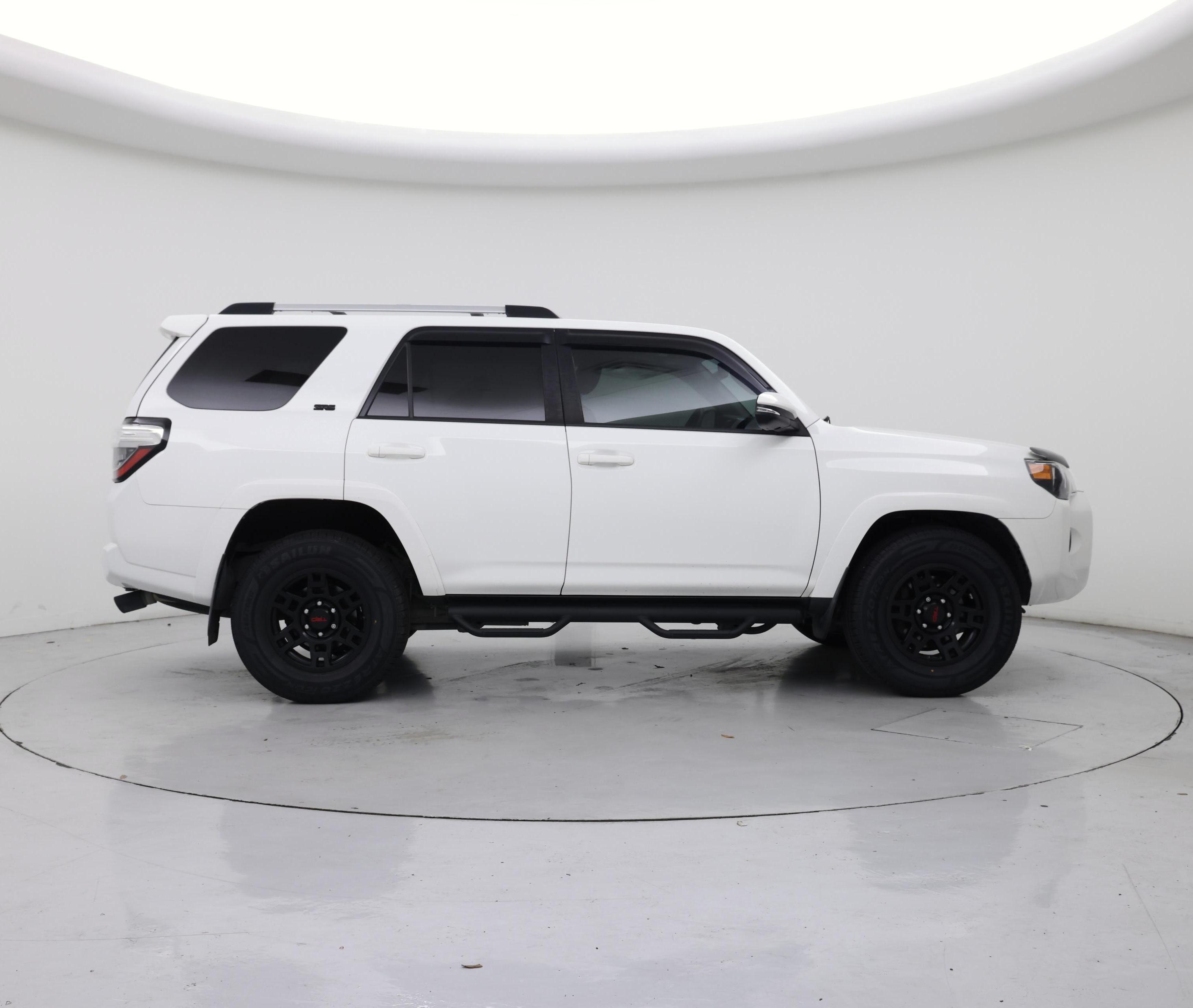 Thumbnail: 2020 Toyota 4Runner - 7