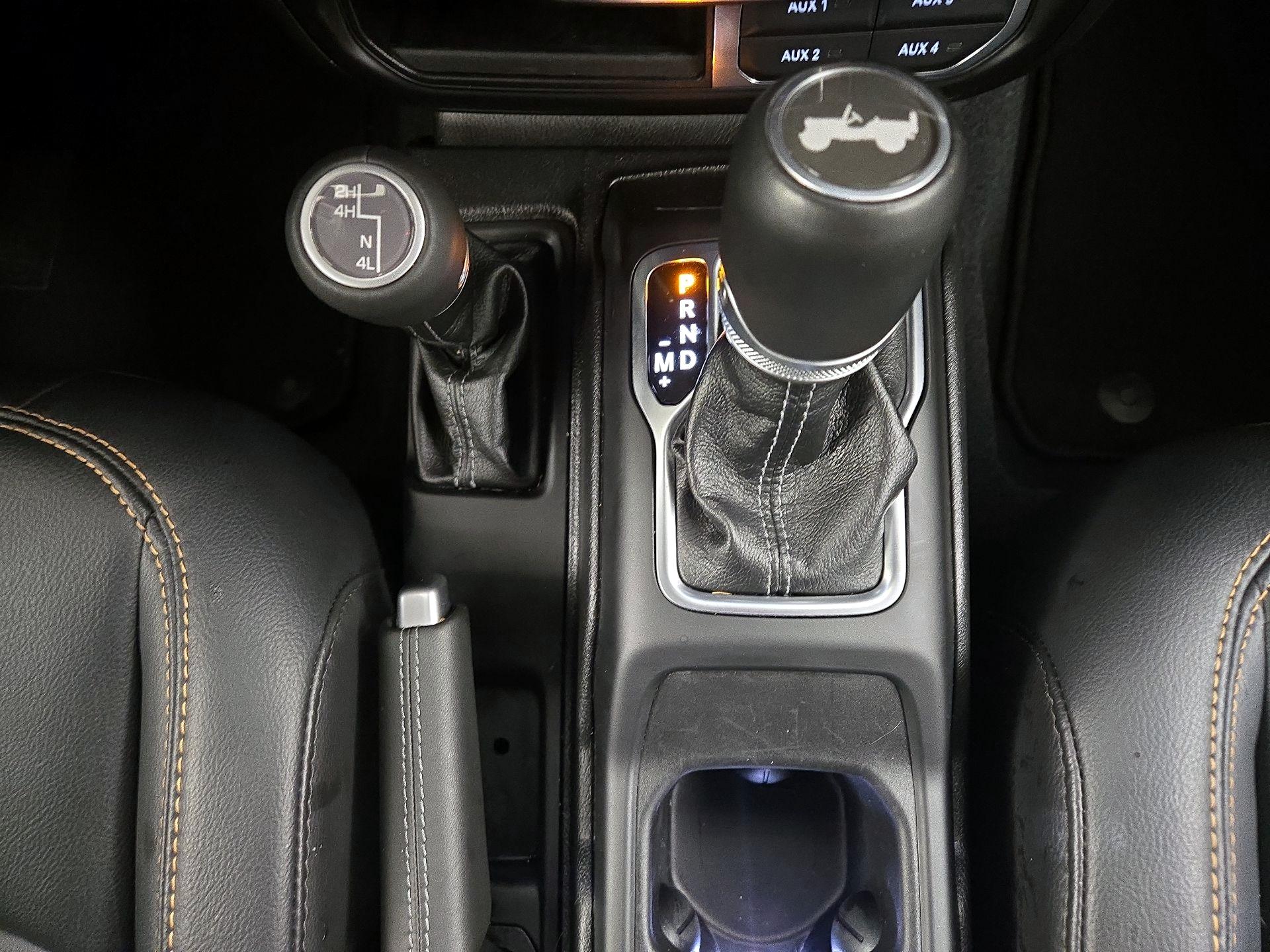 Thumbnail: 2024 Jeep Wrangler - 18