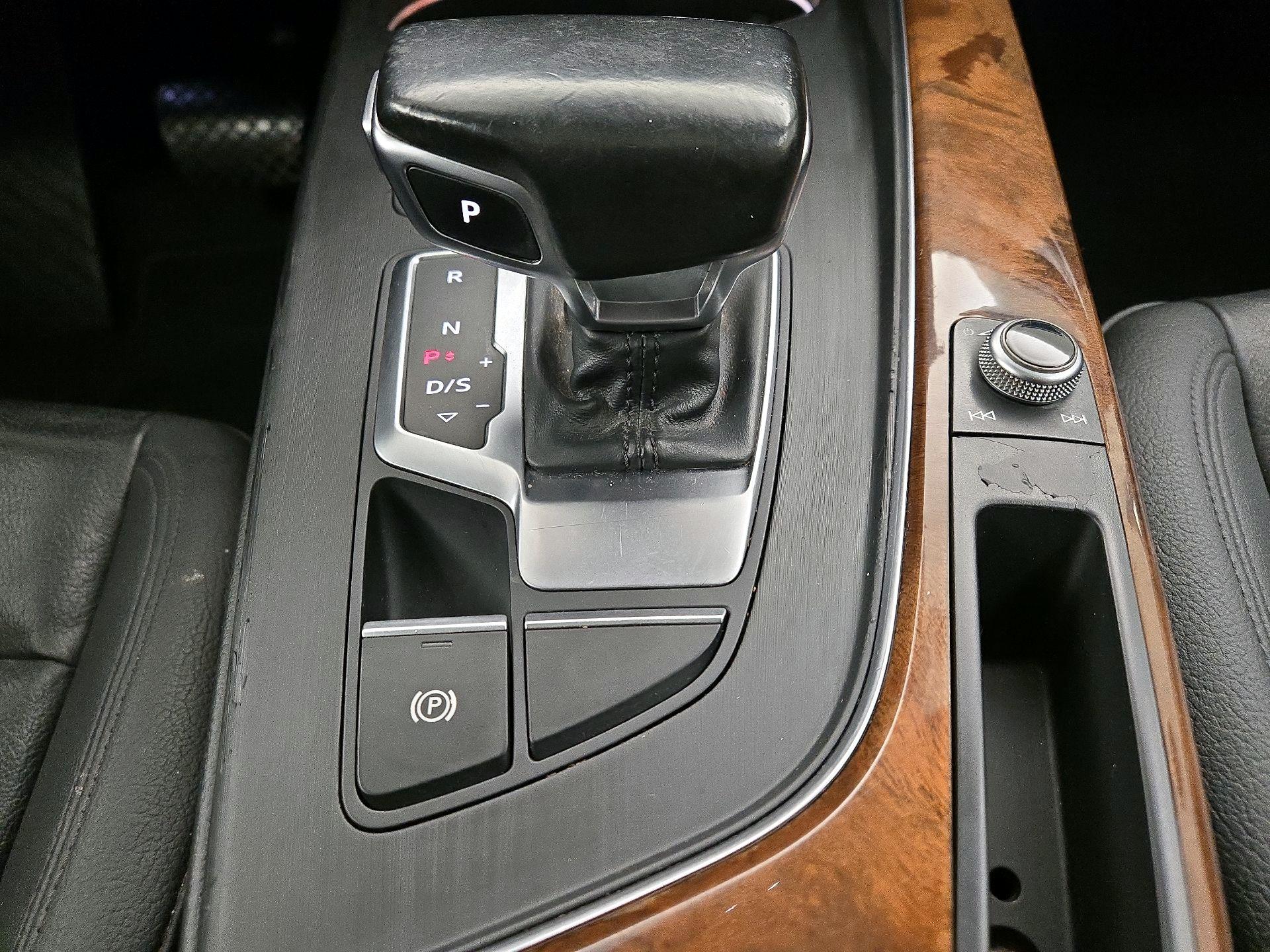 Thumbnail: 2017 Audi A4 - 17